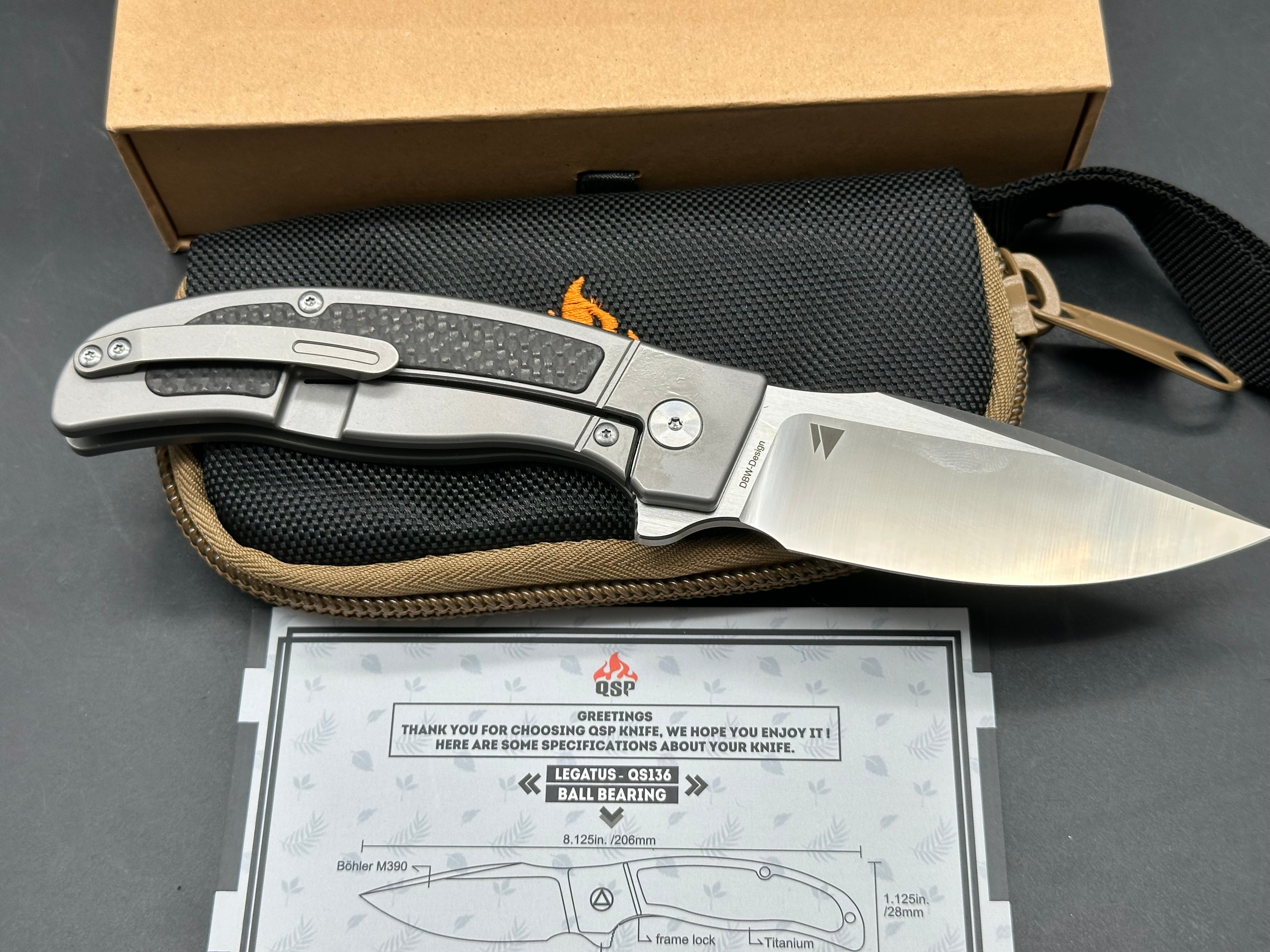 QSP Legatus Gudy Van Poppel design, Dutch Blade Works. 3.375 satin finished, Bohler M390 blade. Blasted titanium frame with carbon fiber insert