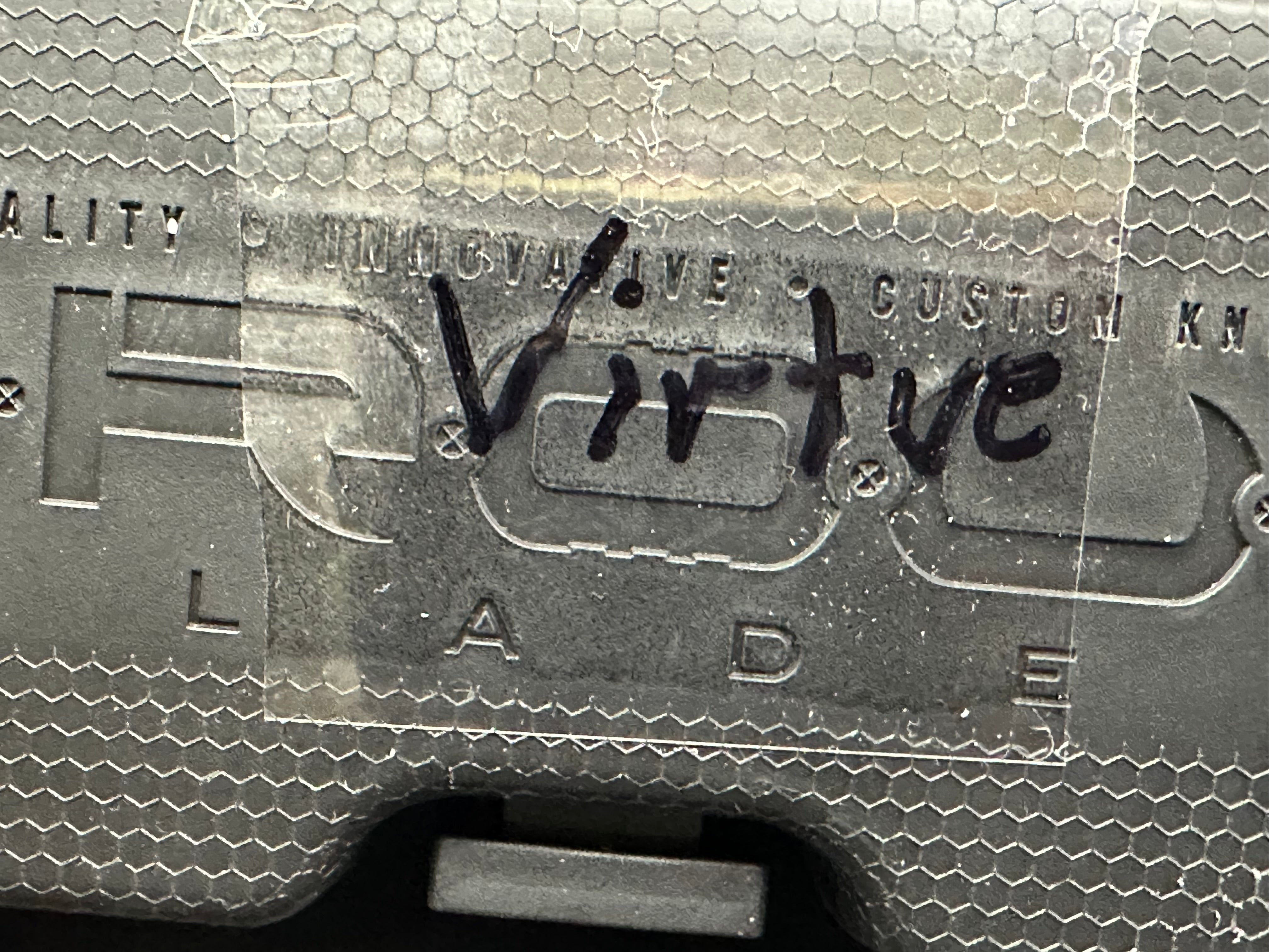 Brous Blades Virtue titanium handle w/D2 blade