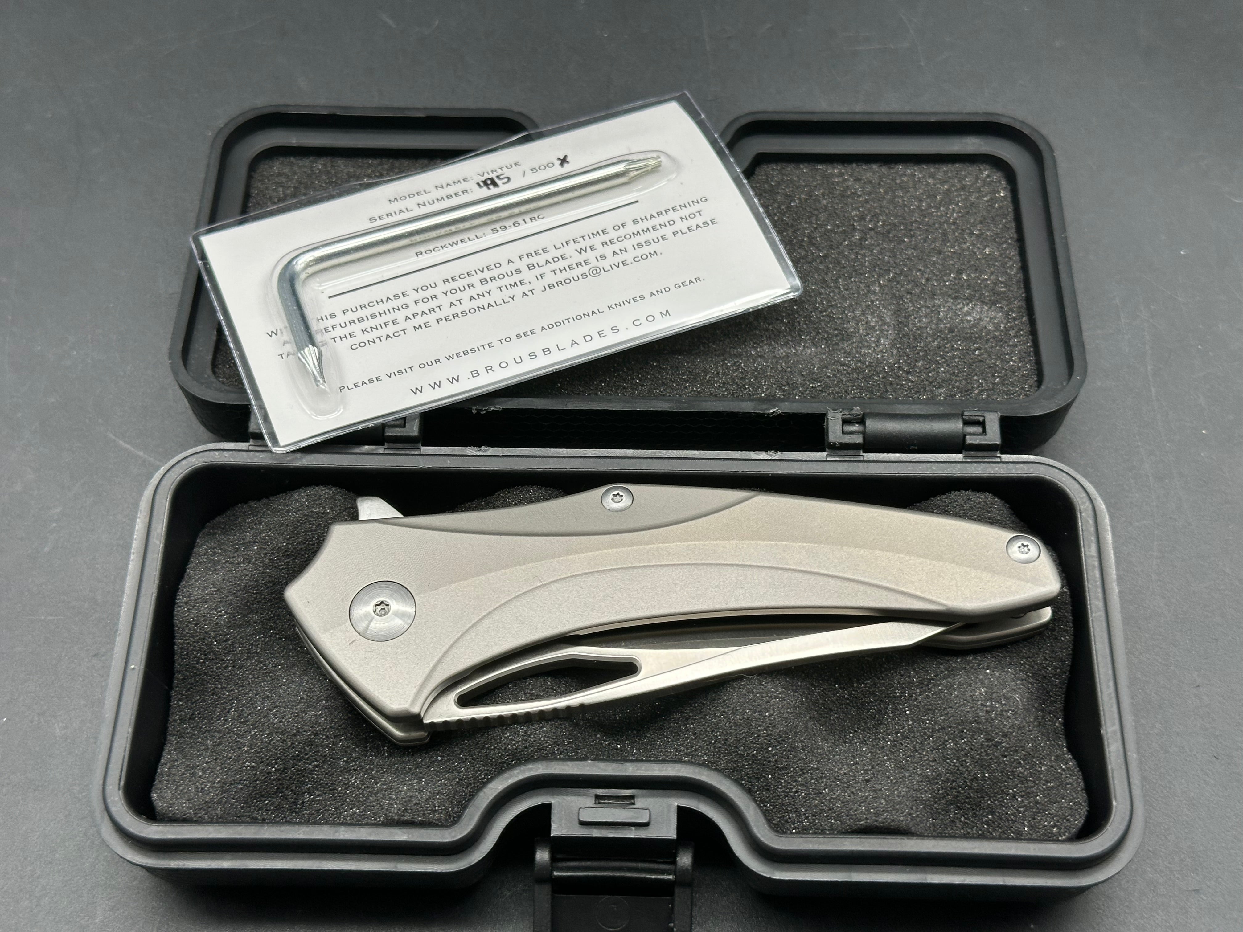 Brous Blades Virtue titanium handle w/D2 blade