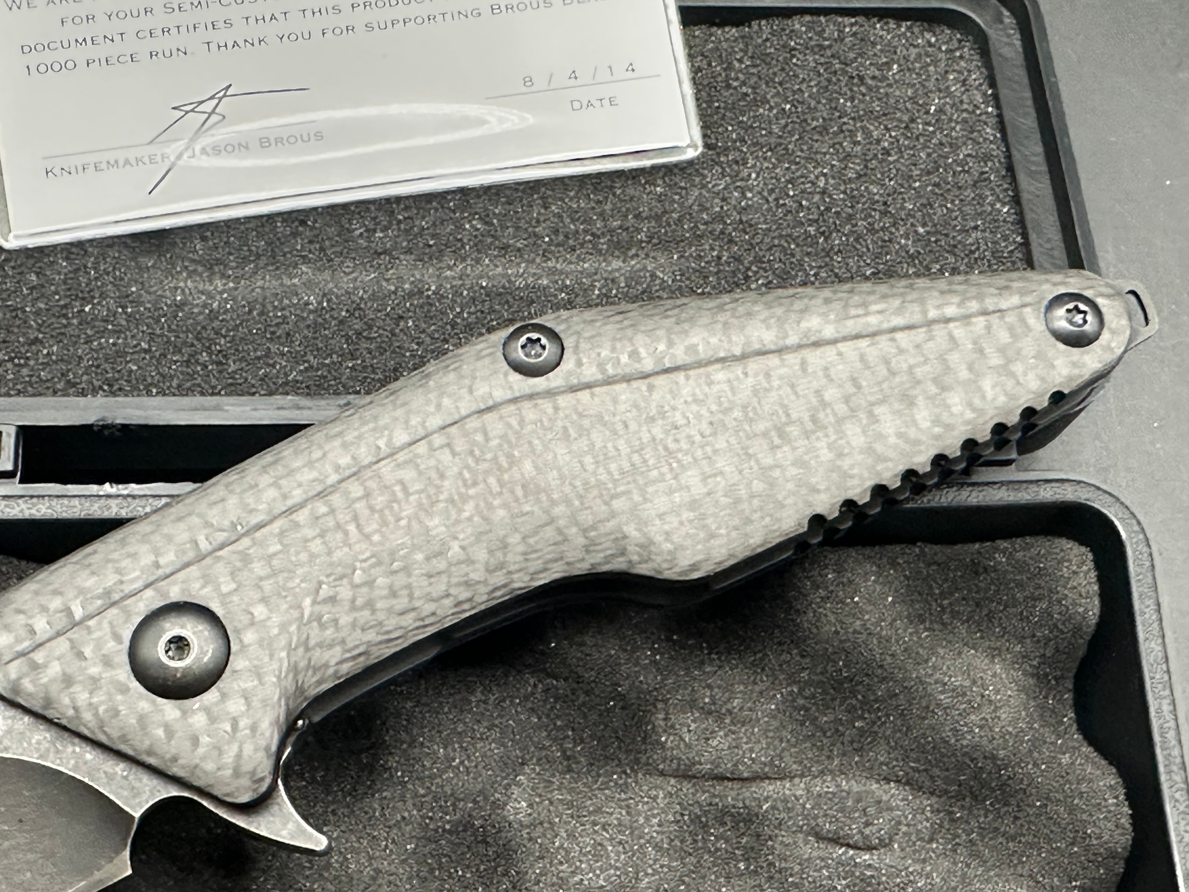 Brous Blades Division carbon fiber scales w/D2 blade
