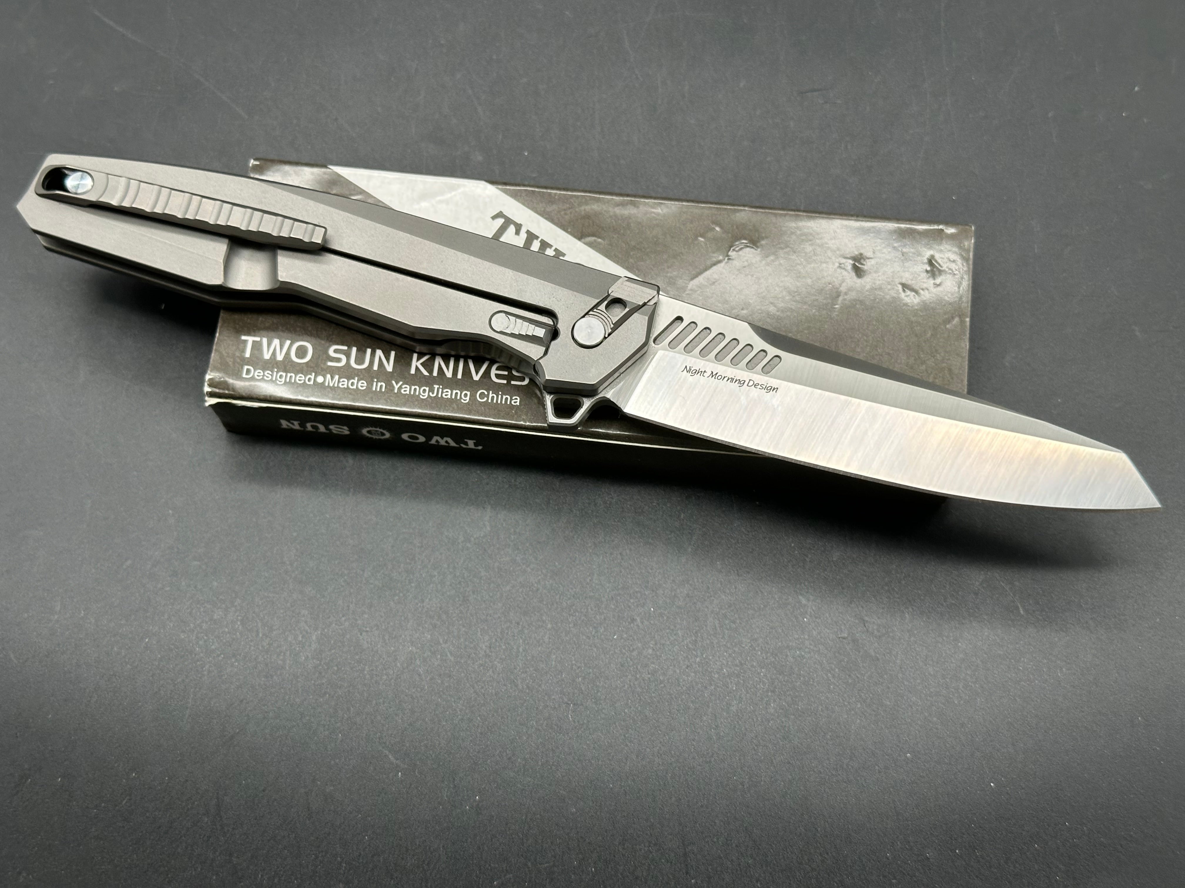 TwoSun TS88 titanium handles w/M390 blade