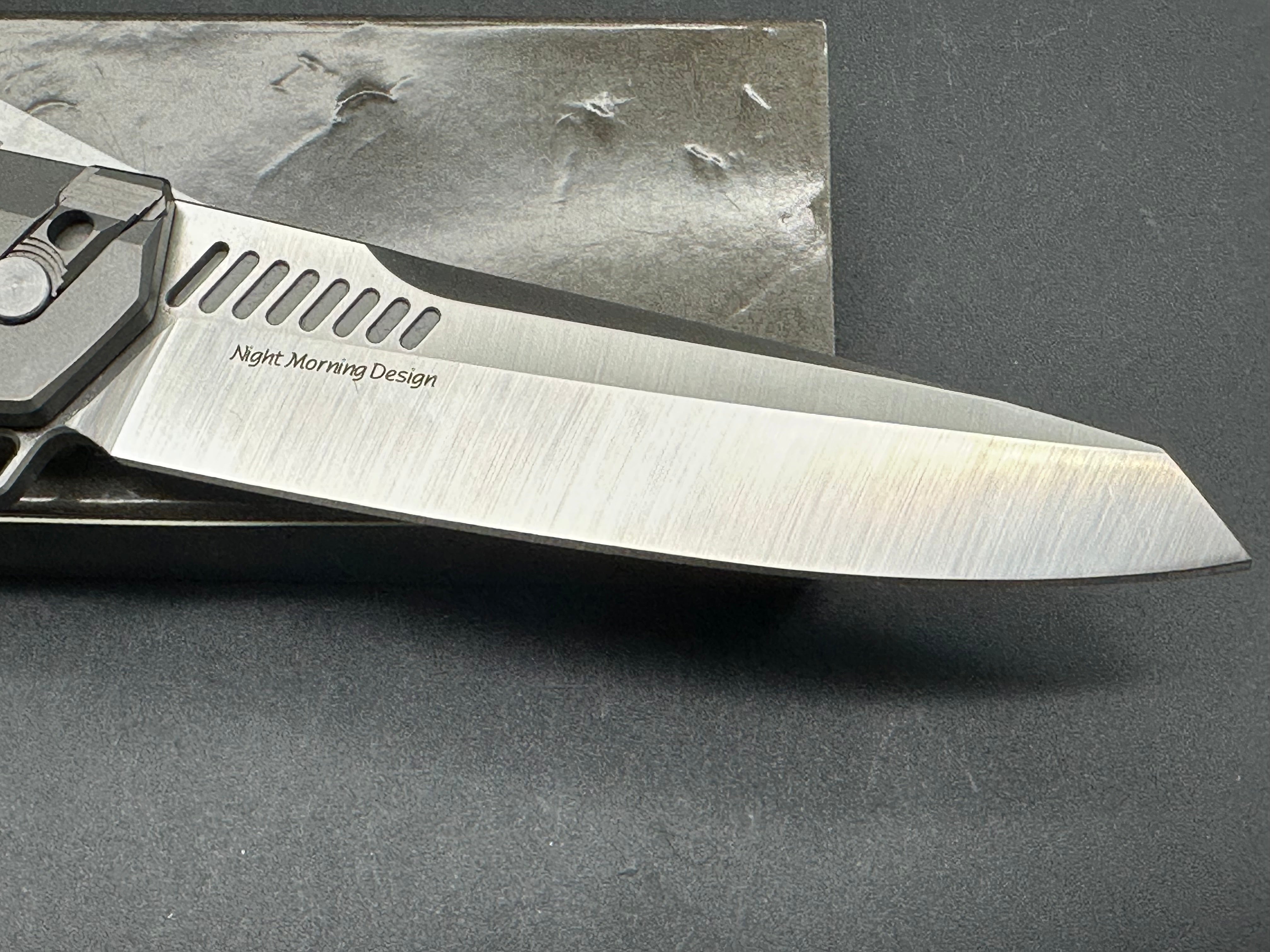 TwoSun TS88 titanium handles w/M390 blade