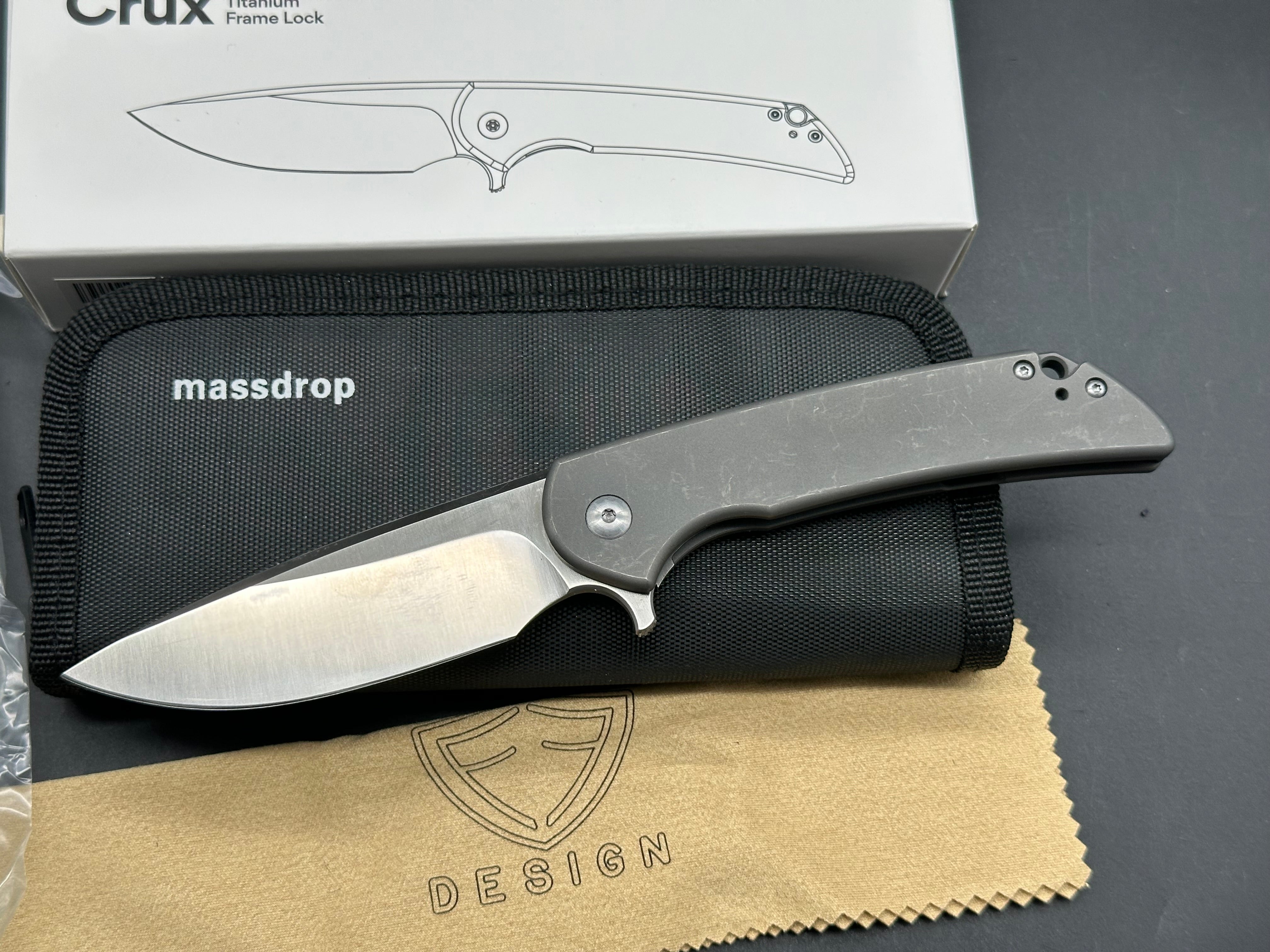 Massdrop Ferrum Forge Crux Titanium handle w/S35VN blade