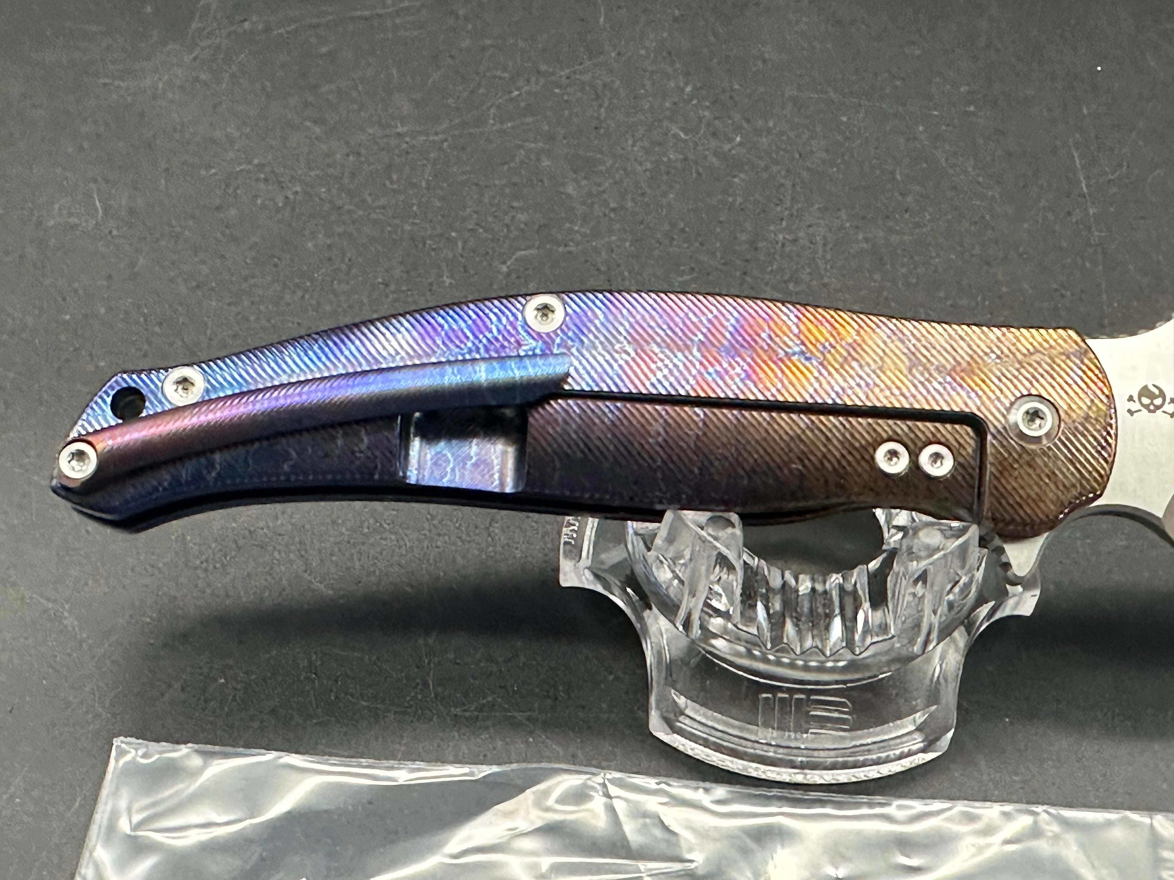 Twosun TS248 Colorful Titanium handle w/D2 blade