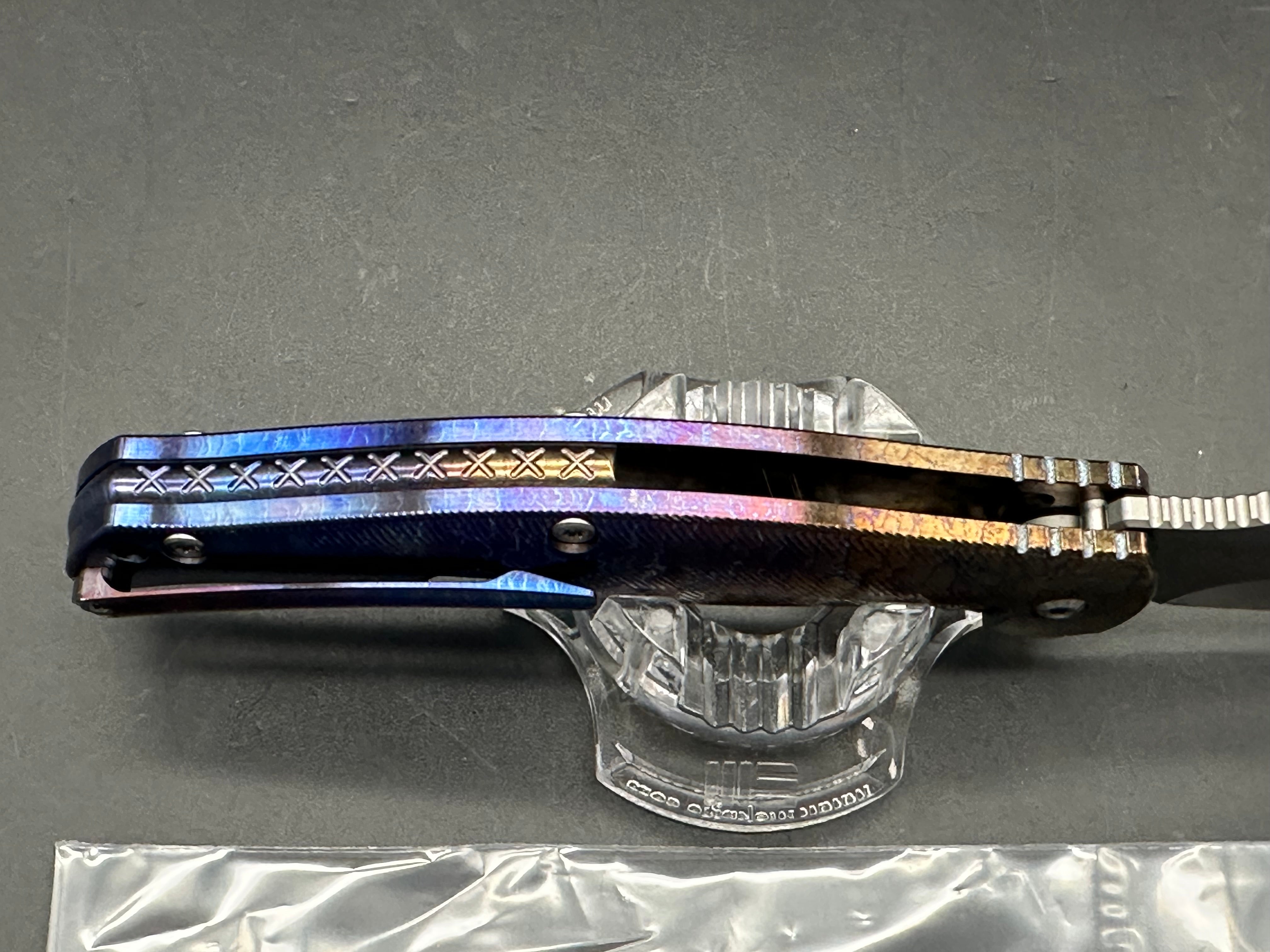 Twosun TS248 Colorful Titanium handle w/D2 blade