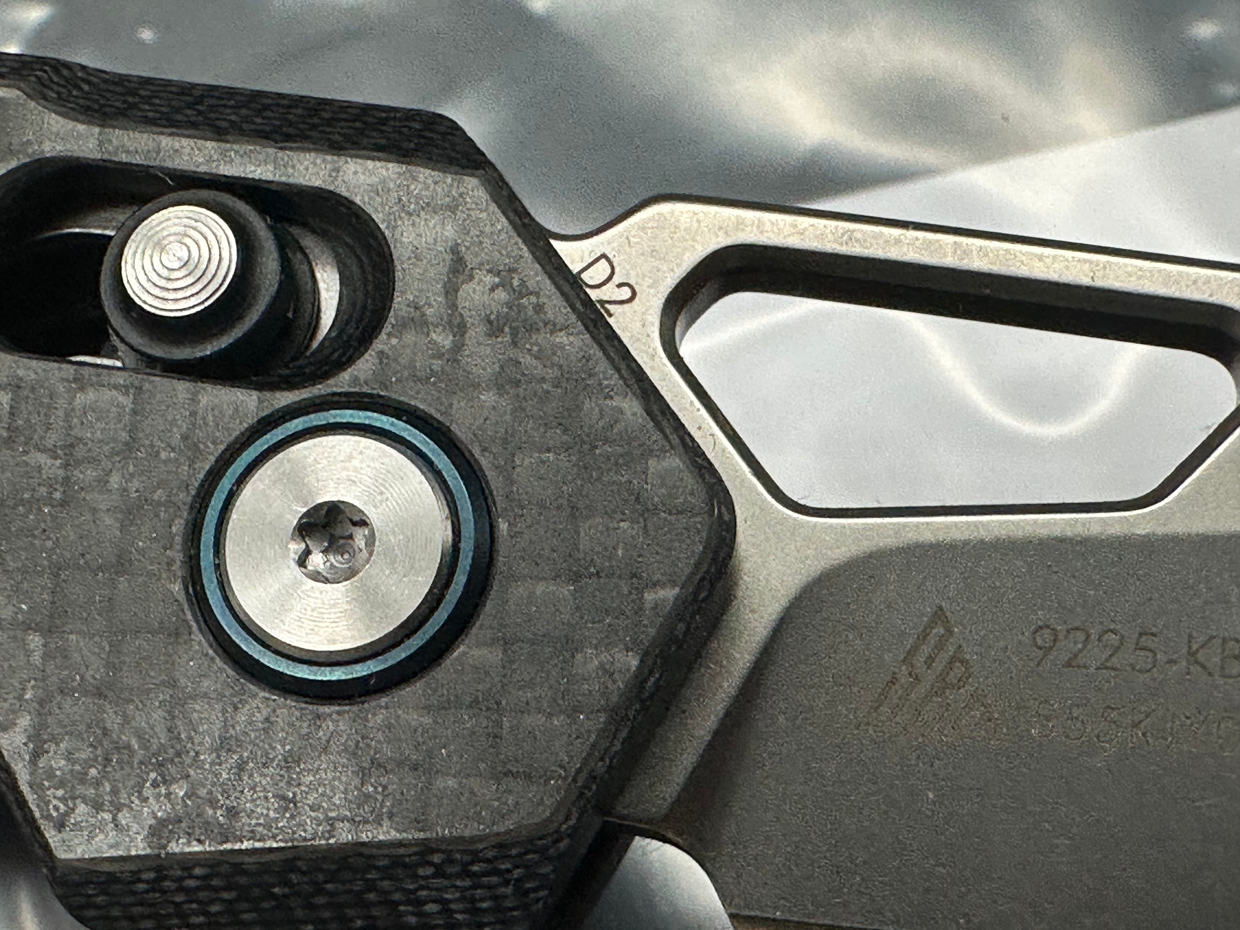 SRM Knives Mecha model 9225 CF/G10 scales w/D2 blade