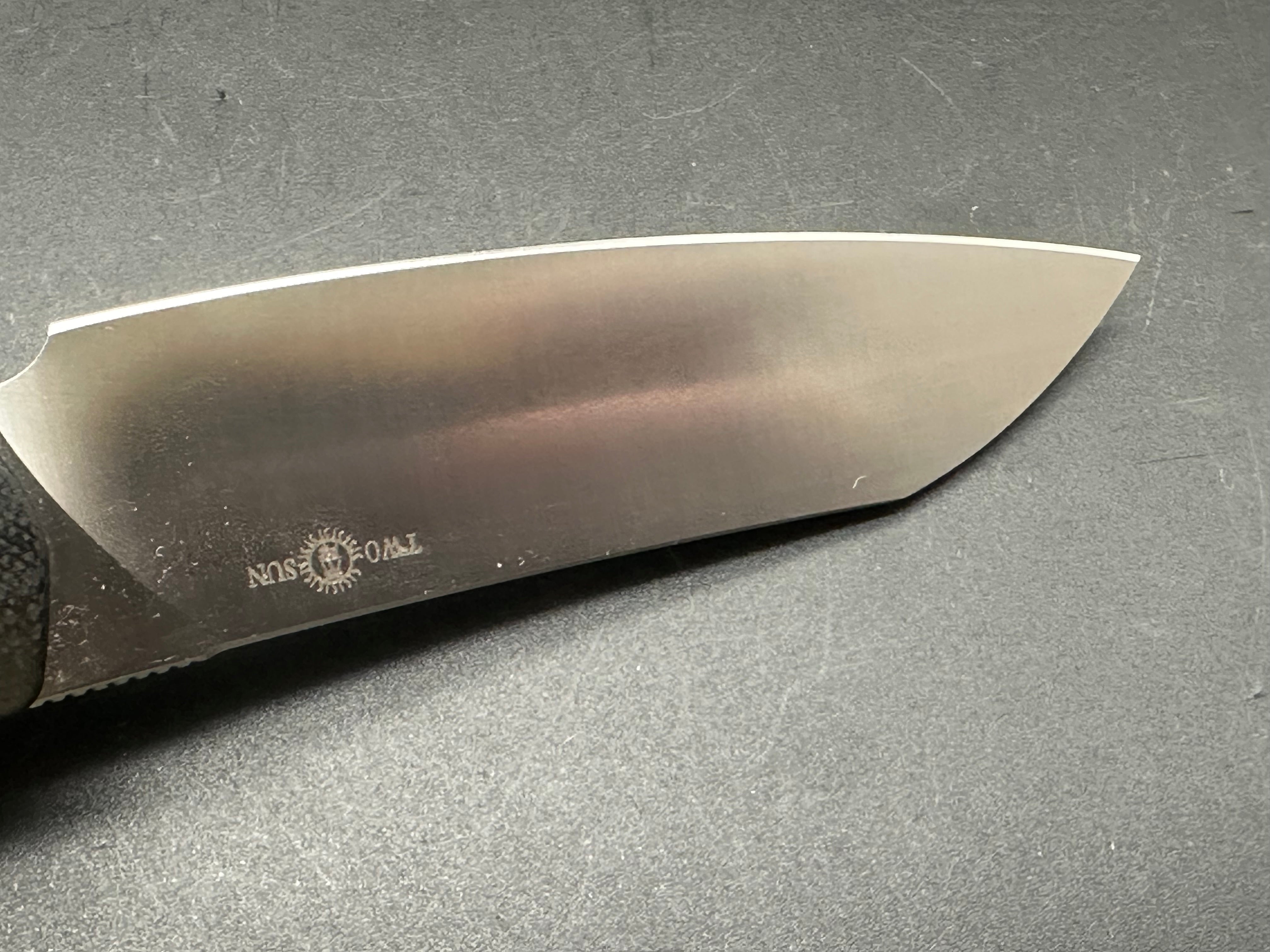 TWOSUN TS501-D2 FLIPPER BLACK/GREEN G10 HANDLE D2 PLAIN EDGE-GREEN