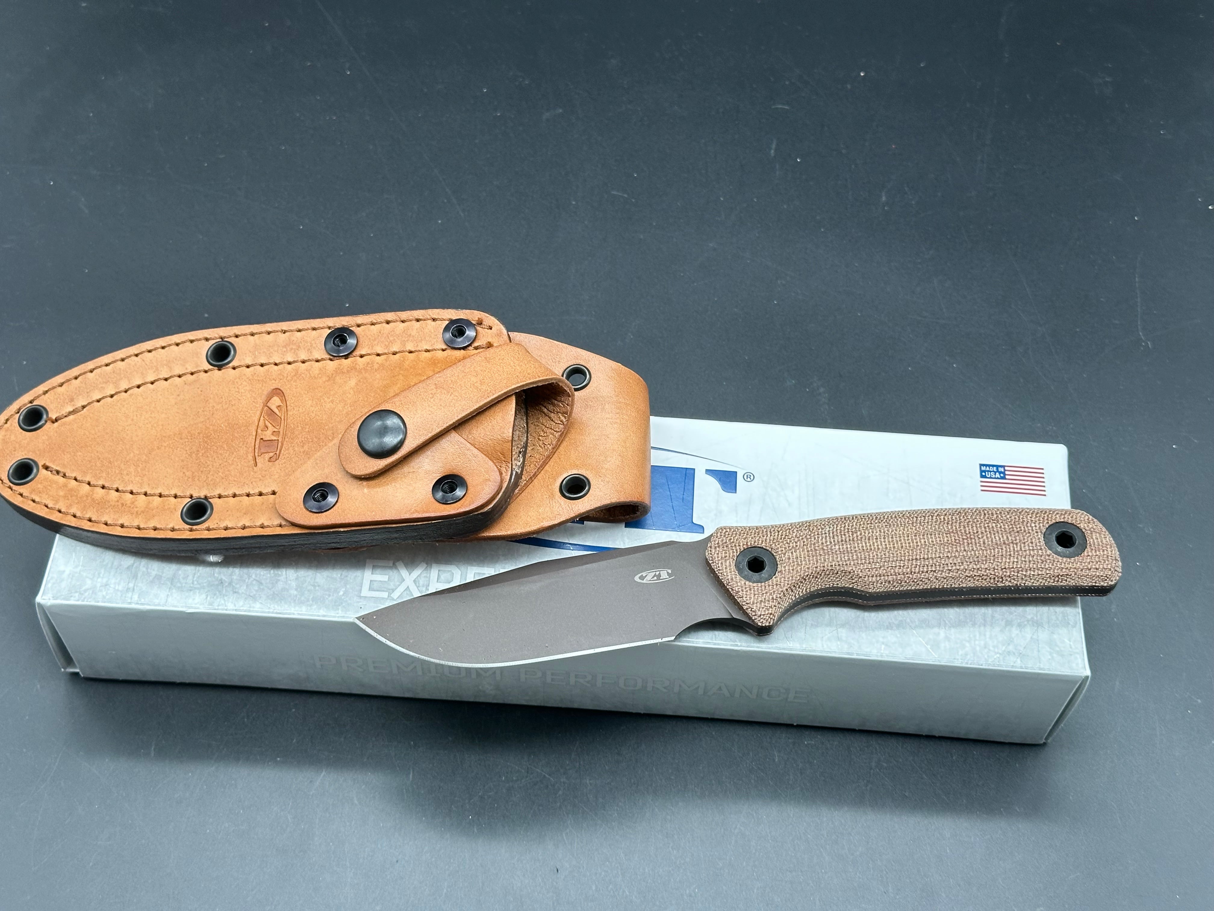 Zero Tolerance ZT 0004 Fixed blade Cru-wear