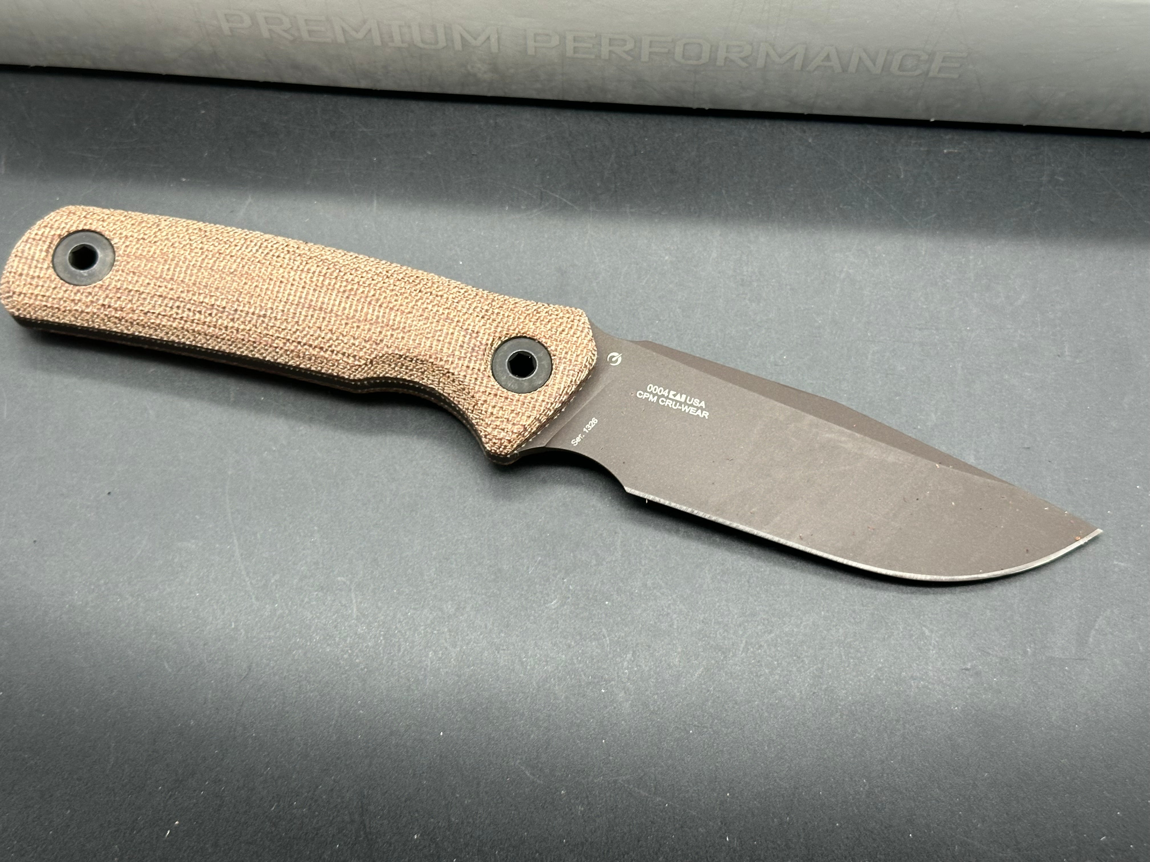 Zero Tolerance ZT 0004 Fixed blade Cru-wear