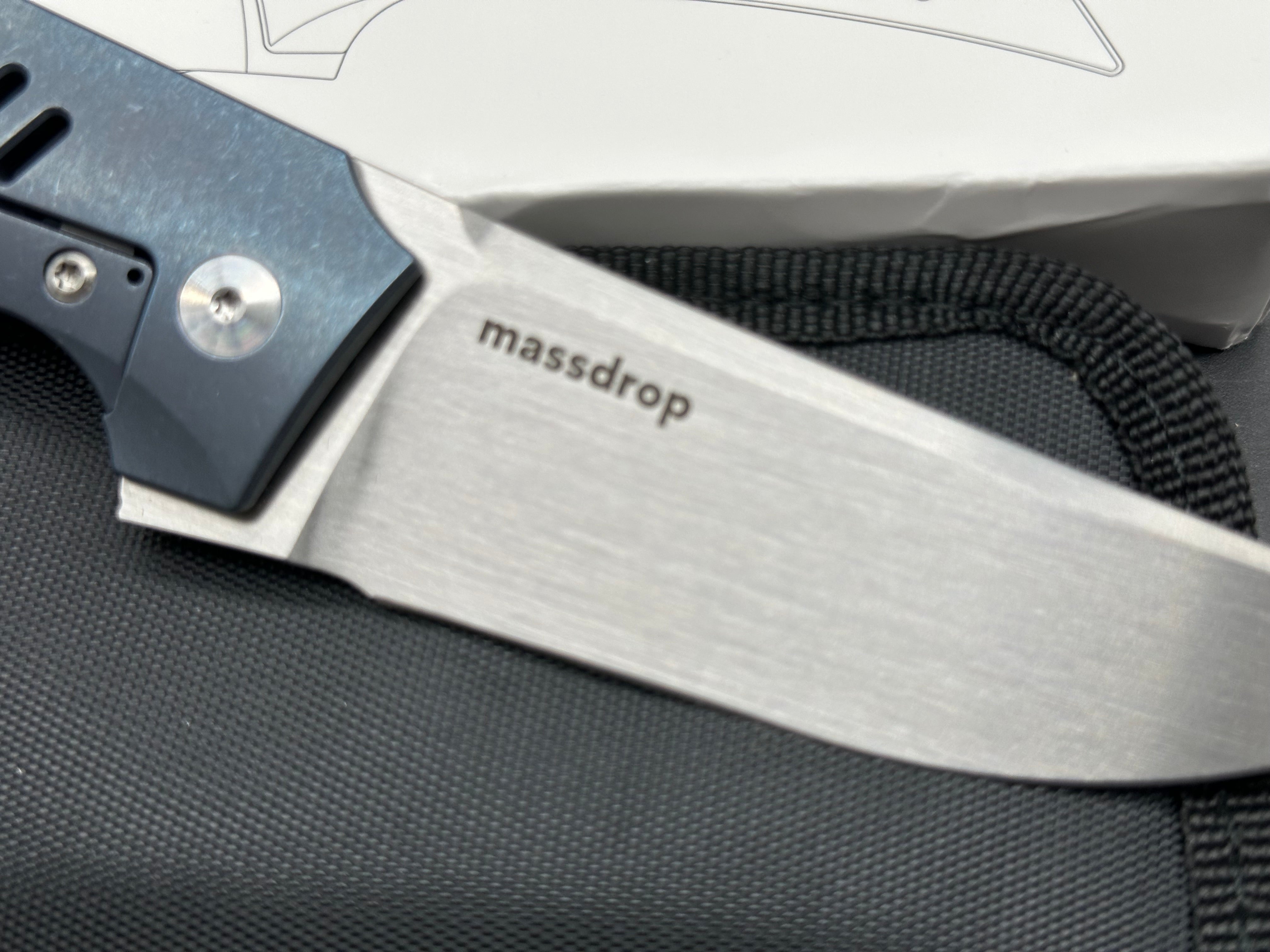 Massdrop Heat Seeker Blue titanium handle w/RWL34 blade
