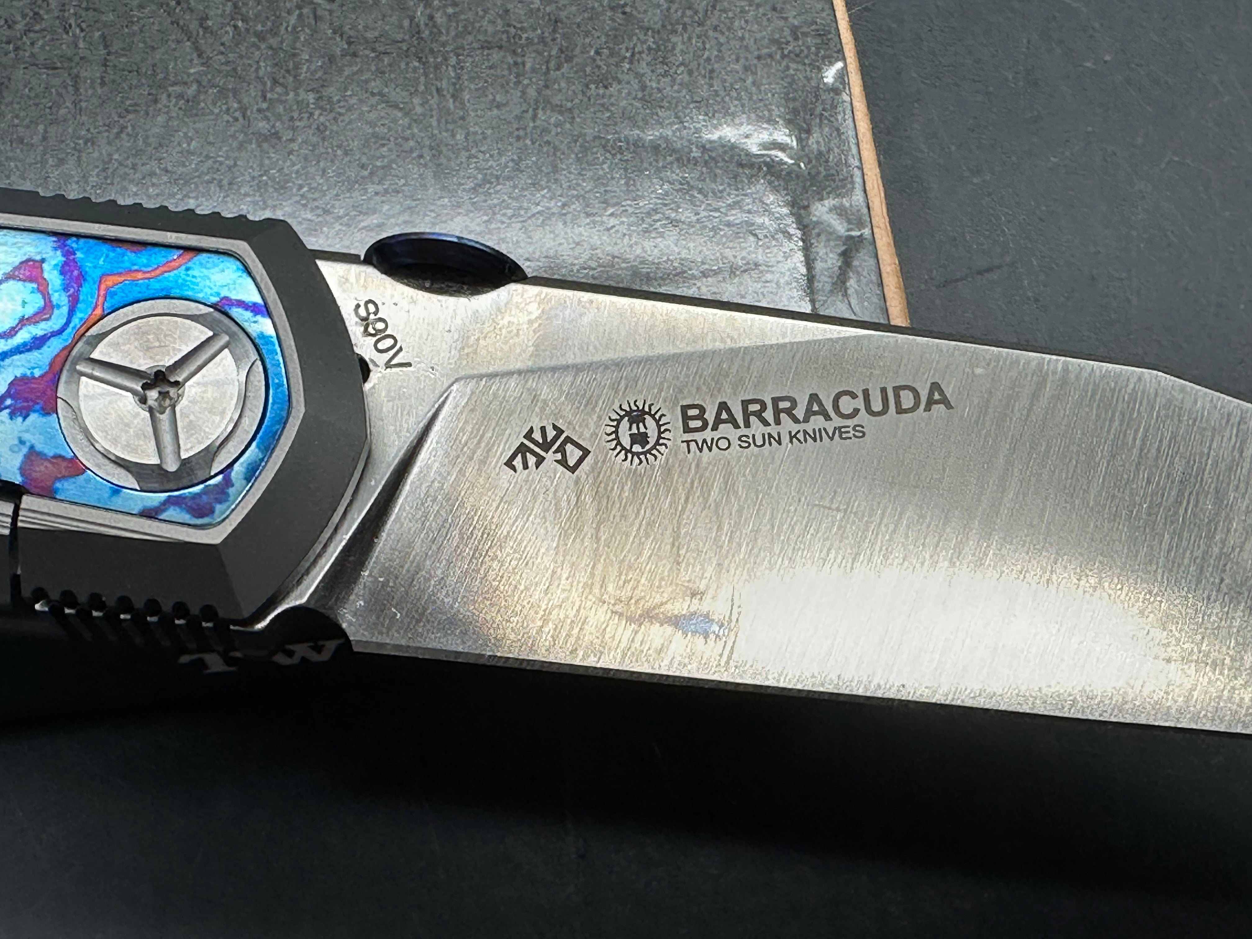 TWOSUN FOLDING KNIFE TITANIUM/TIMASCUS HANDLE S90V PLAIN EDGE SATIN FINISH TS139