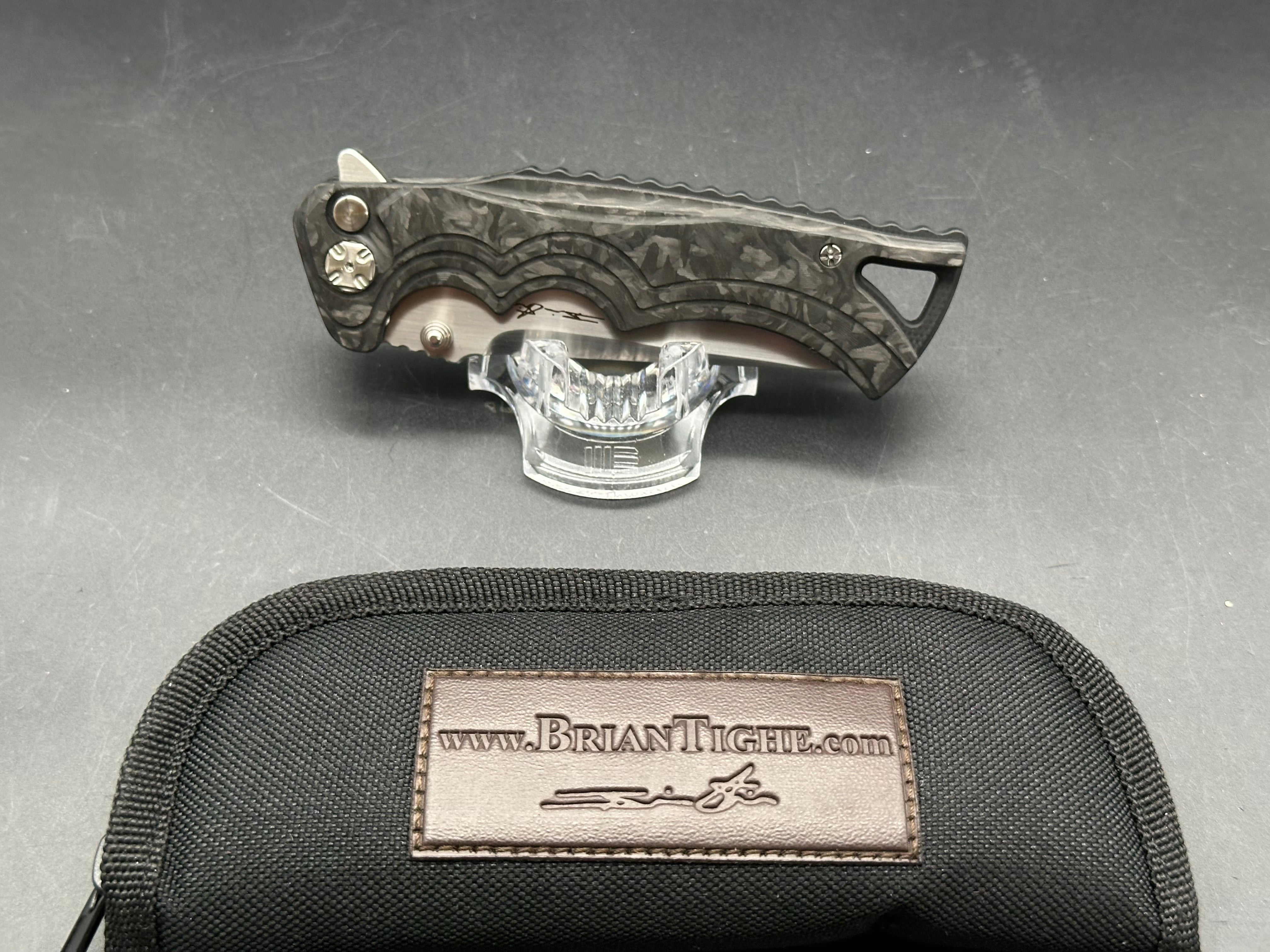 Brian Tighe Tighe Fighter Carbon Fiber scales w/RWL34 Blade