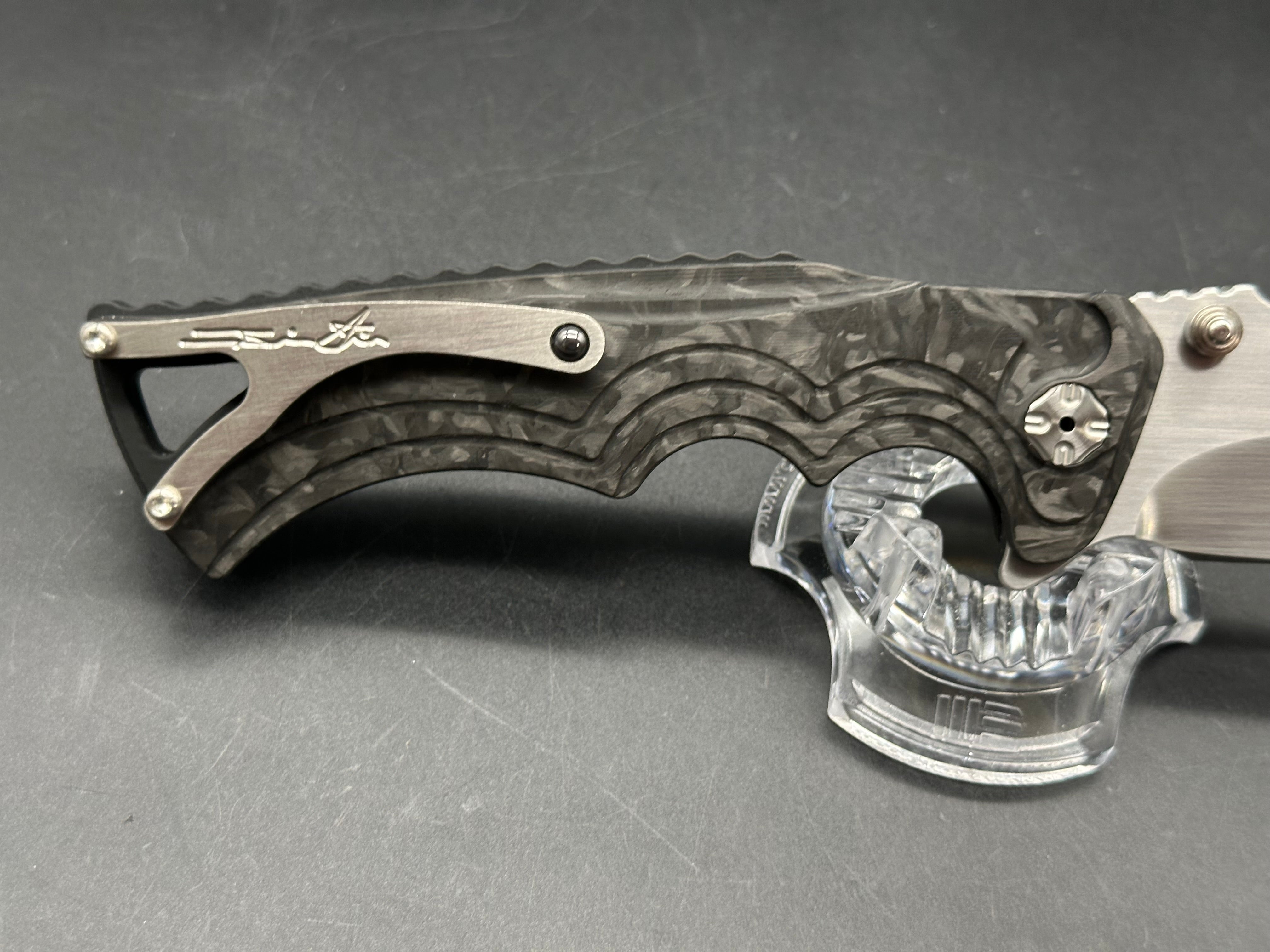 Brian Tighe Tighe Fighter Carbon Fiber scales w/RWL34 Blade