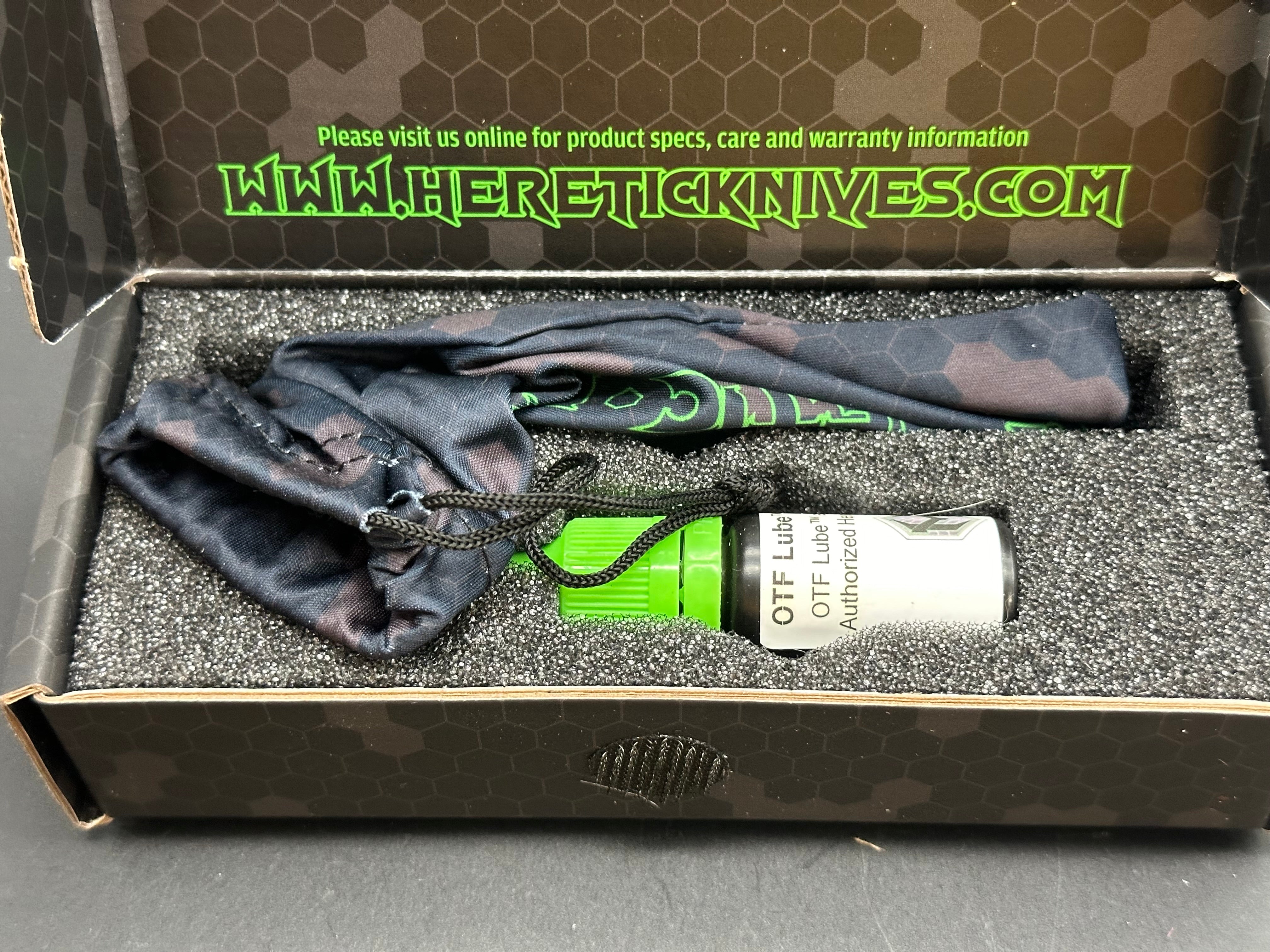 Heretic Colossus S/E Stonewash - Root Beer Handle - MagnaCut