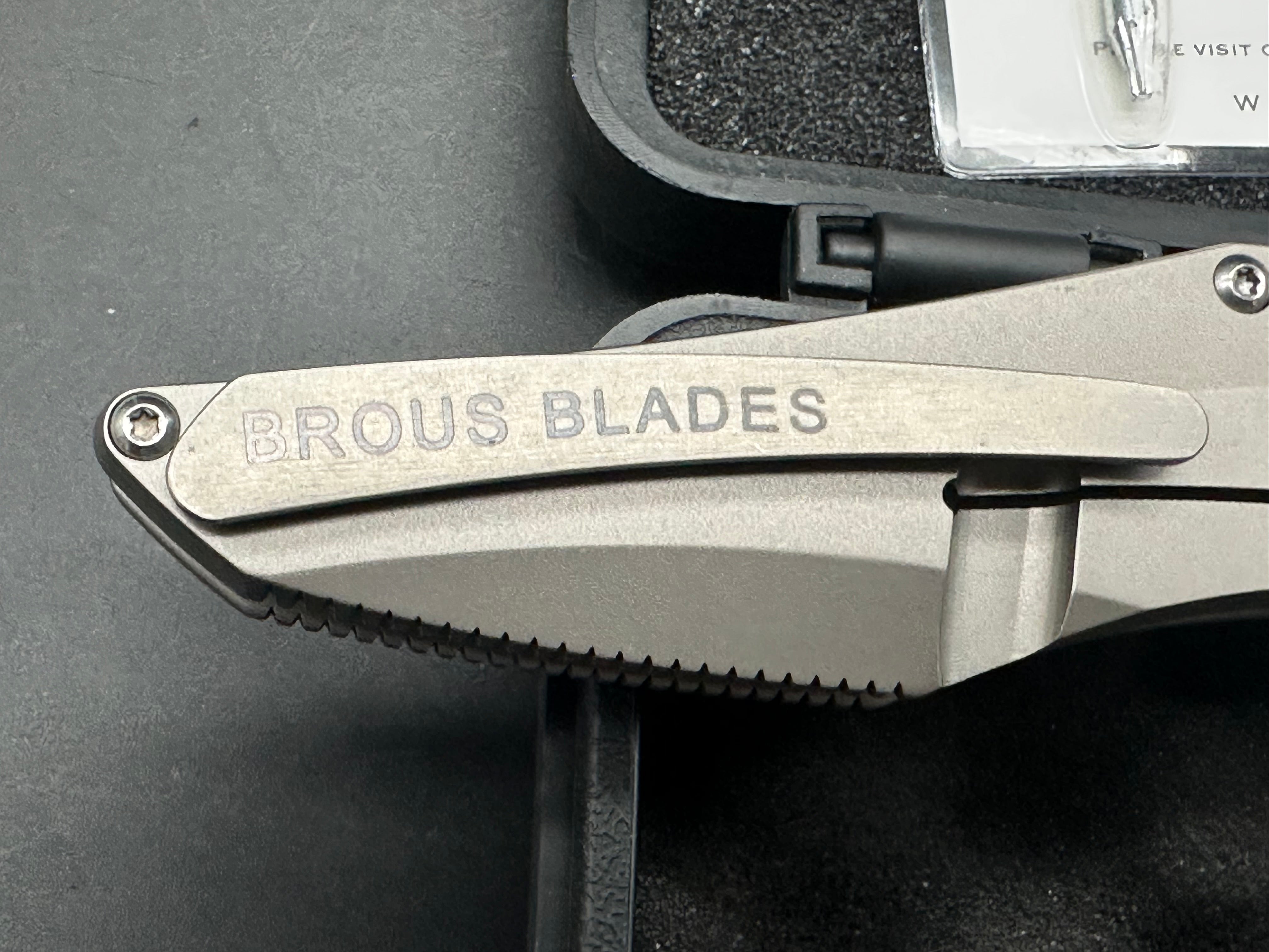 Brous Blades Raven / Elijah Isham design titanium handle w/D2 blade