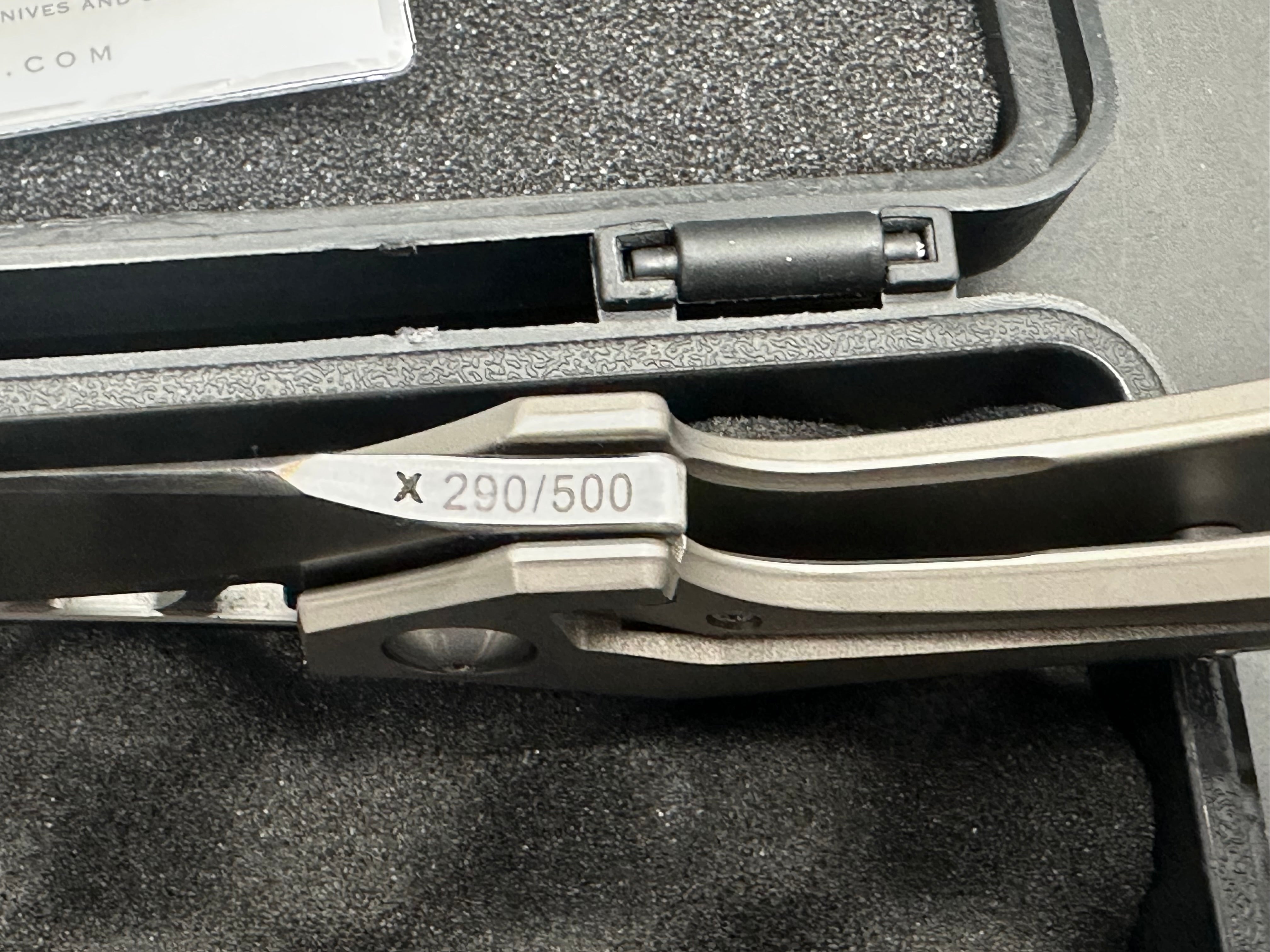 Brous Blades Raven / Elijah Isham design titanium handle w/D2 blade