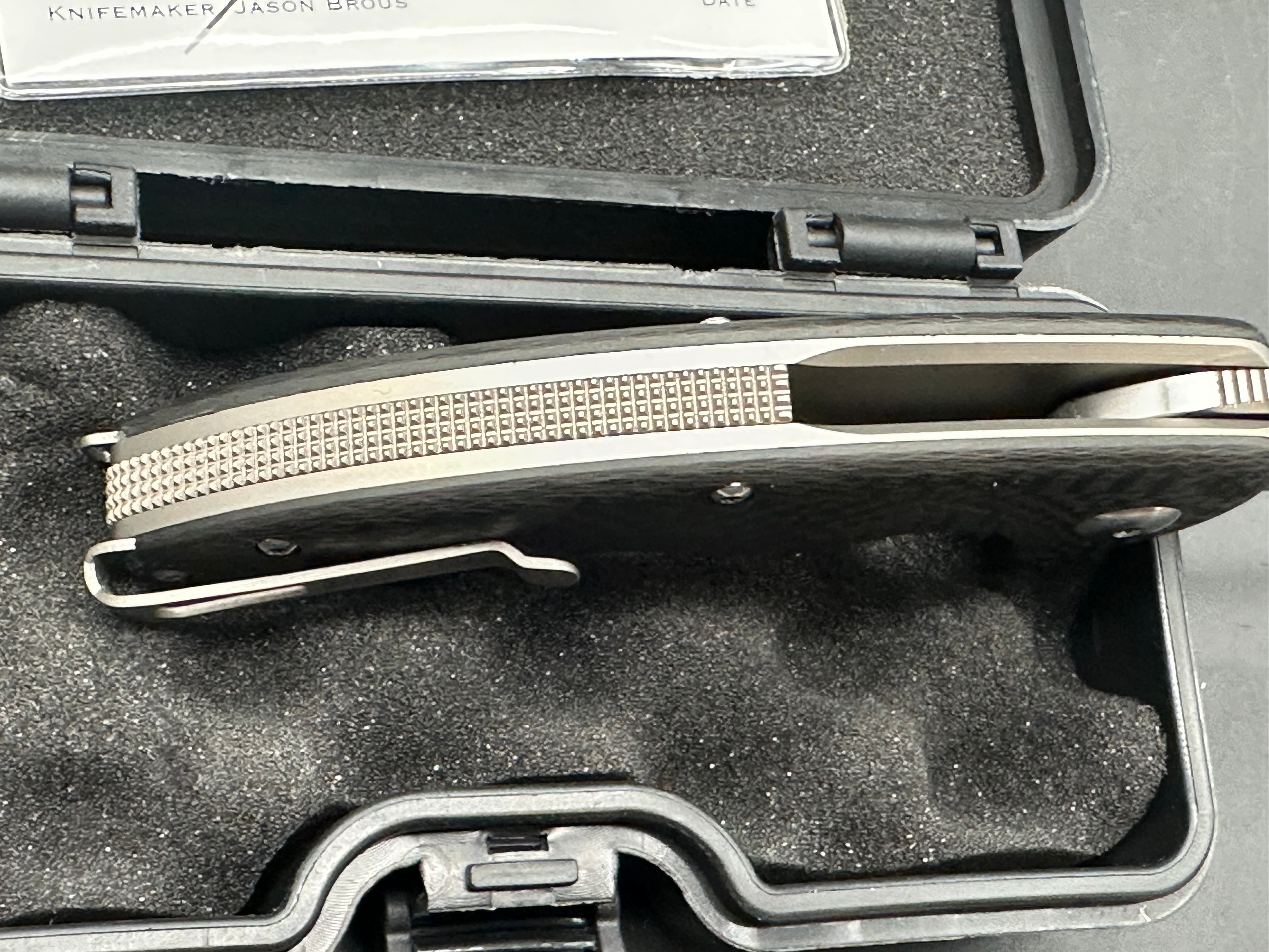 Brous Blades Sinner CF scales w/D2 blade