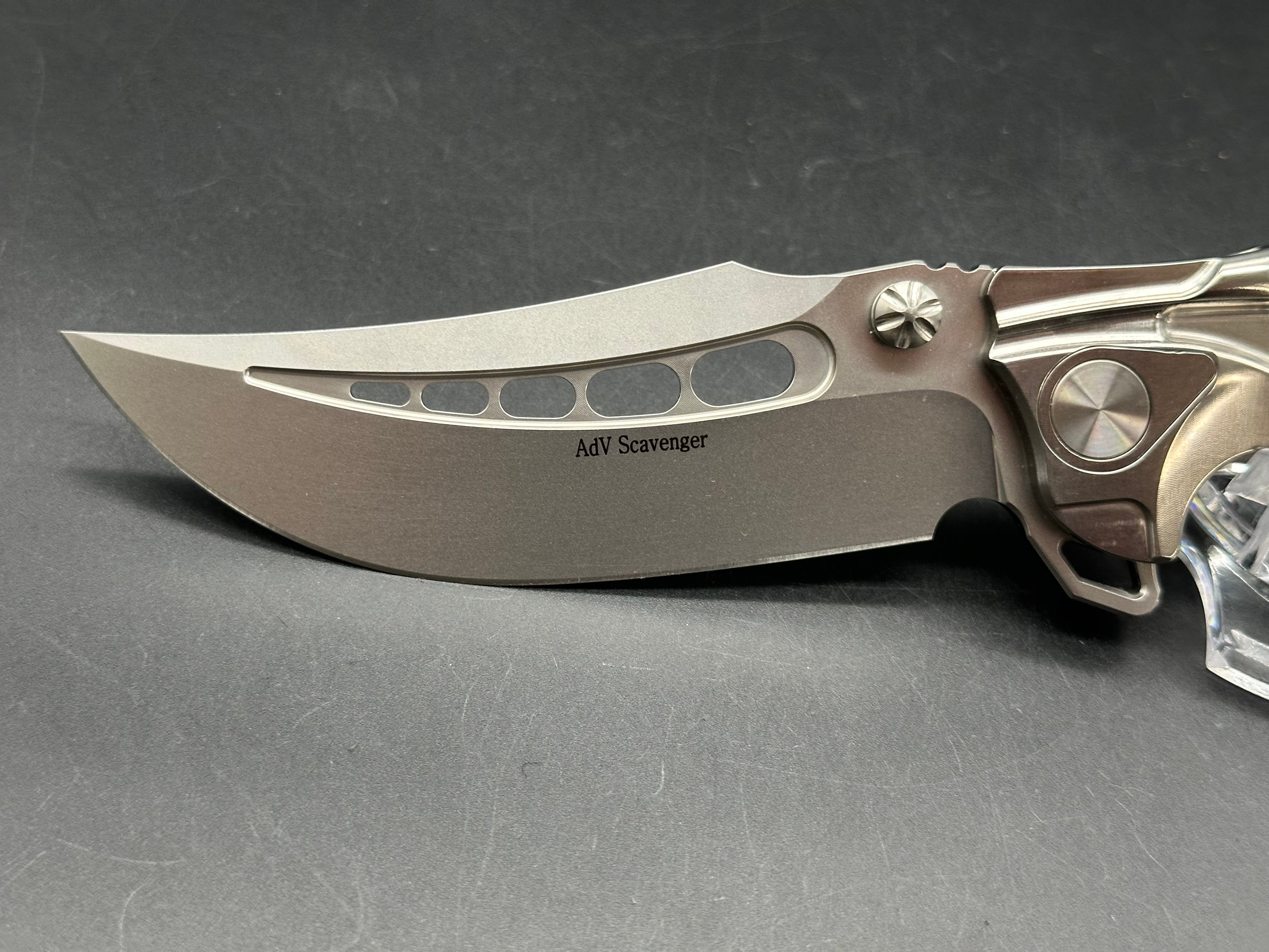 Andre DeVilliers Scavenger Ingegral Titanium handle w/M390 blade