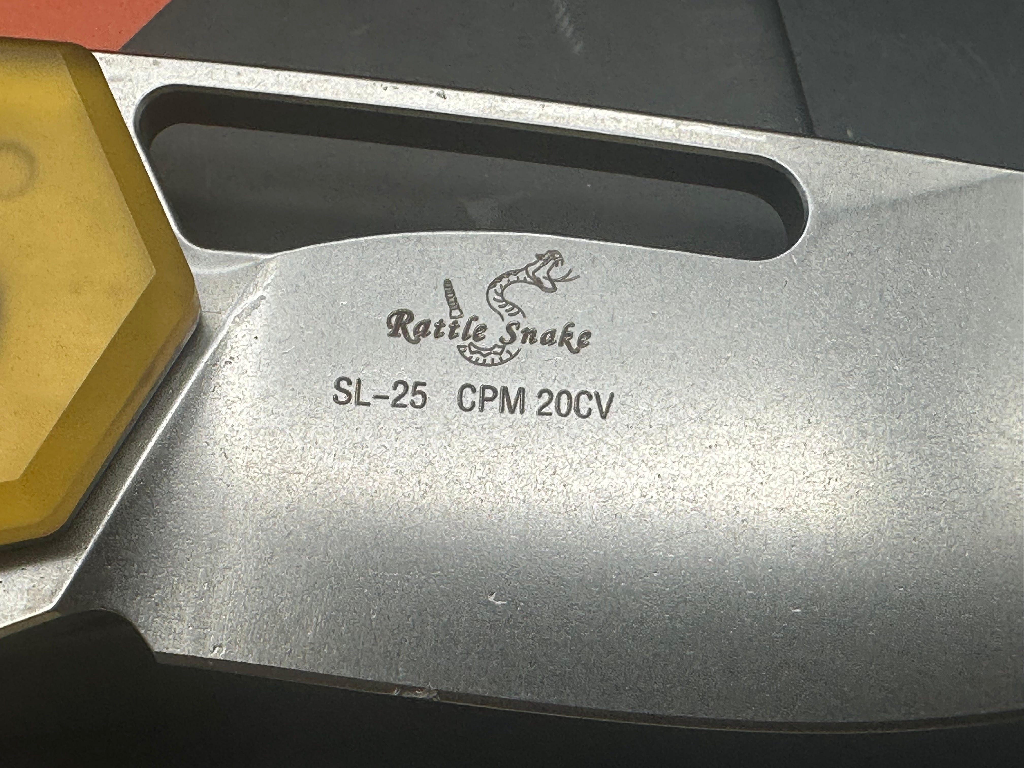 Sixleaf SL-25 liner lock, PEI scales, CPM20CV blade