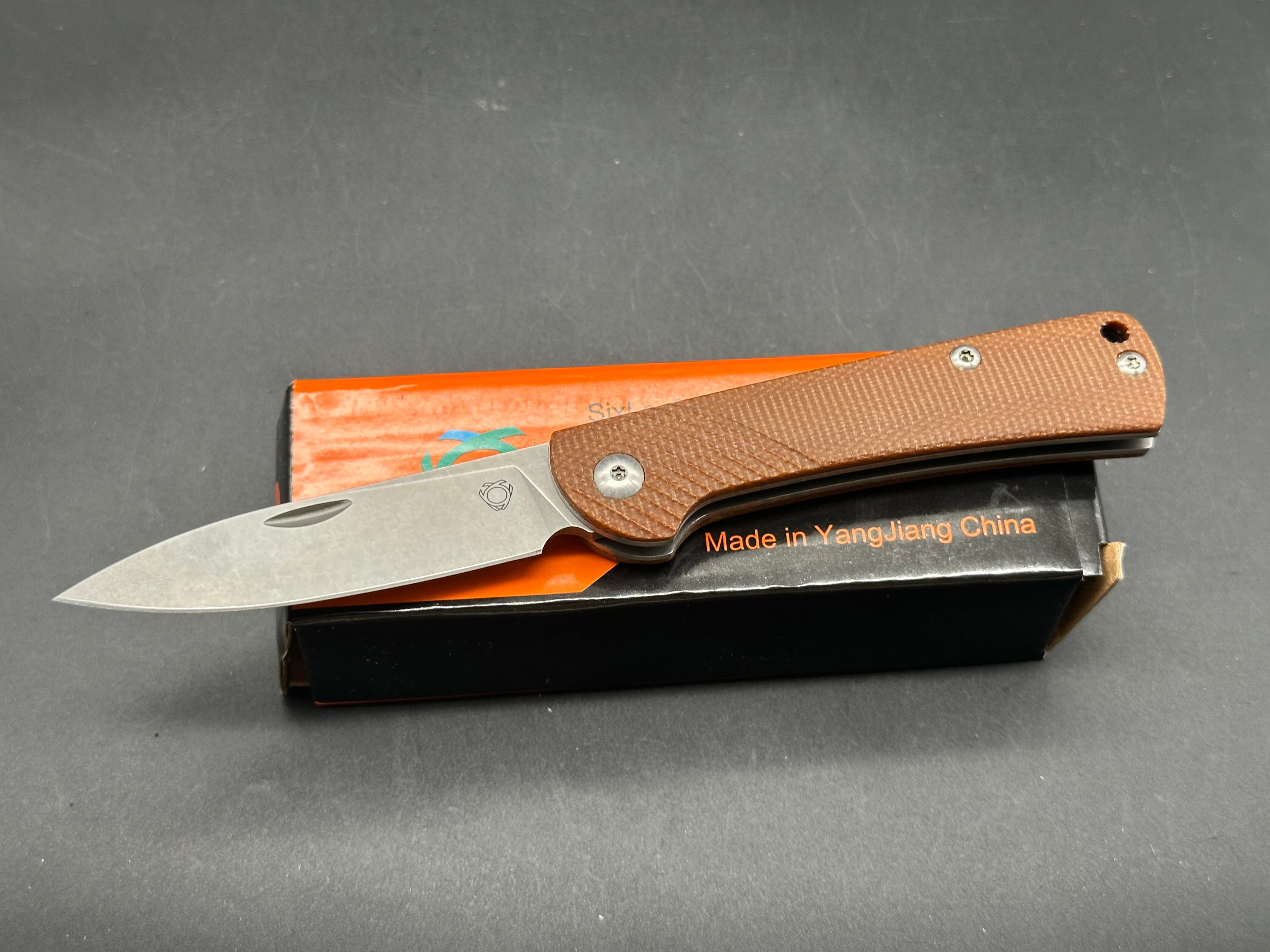 Sixleaf SL-07 slip joint, brown micarta scales, D2 blade