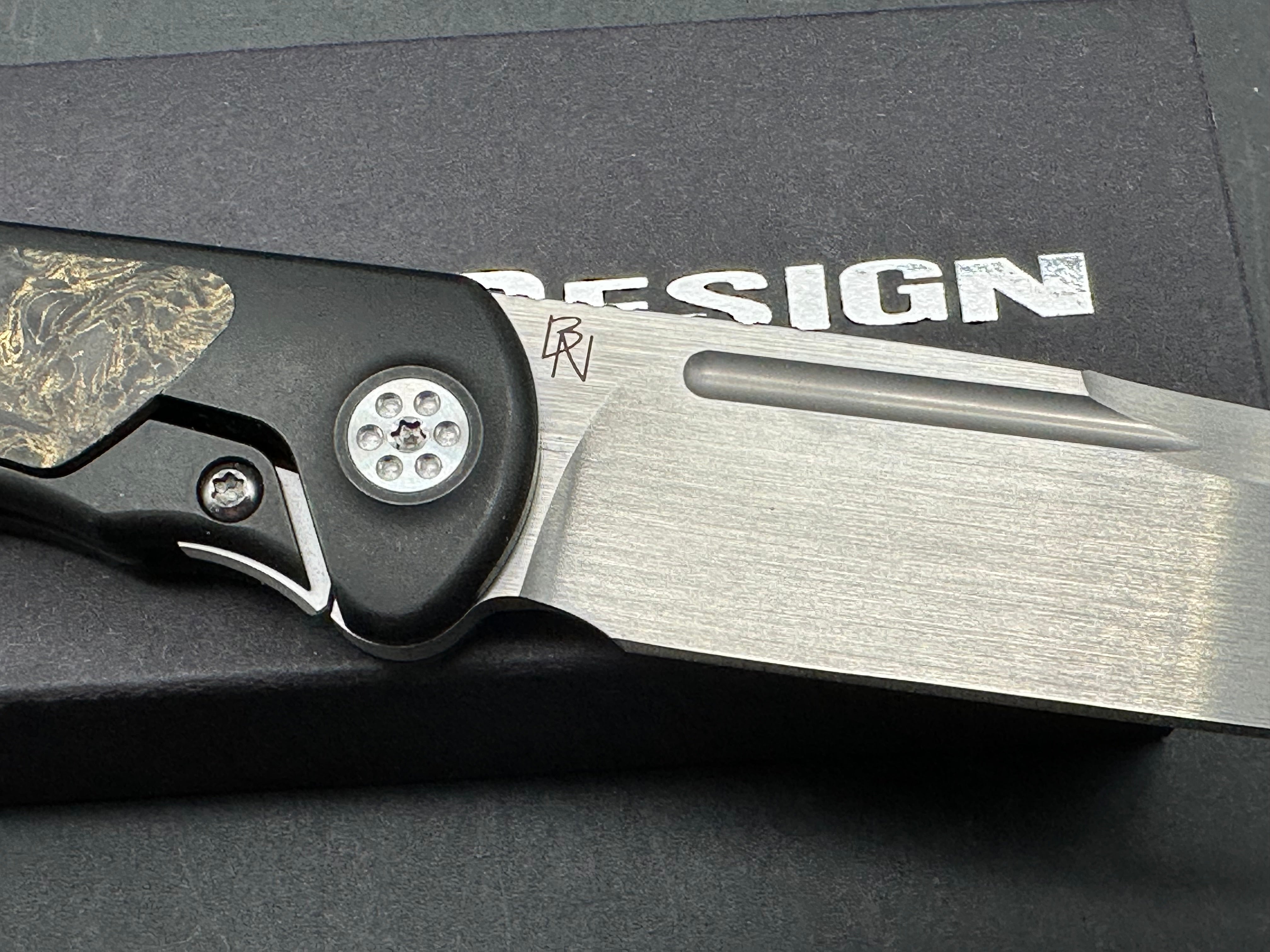 Sharp by Design Mini Tempest Gold CF inlays w/M390 blade
