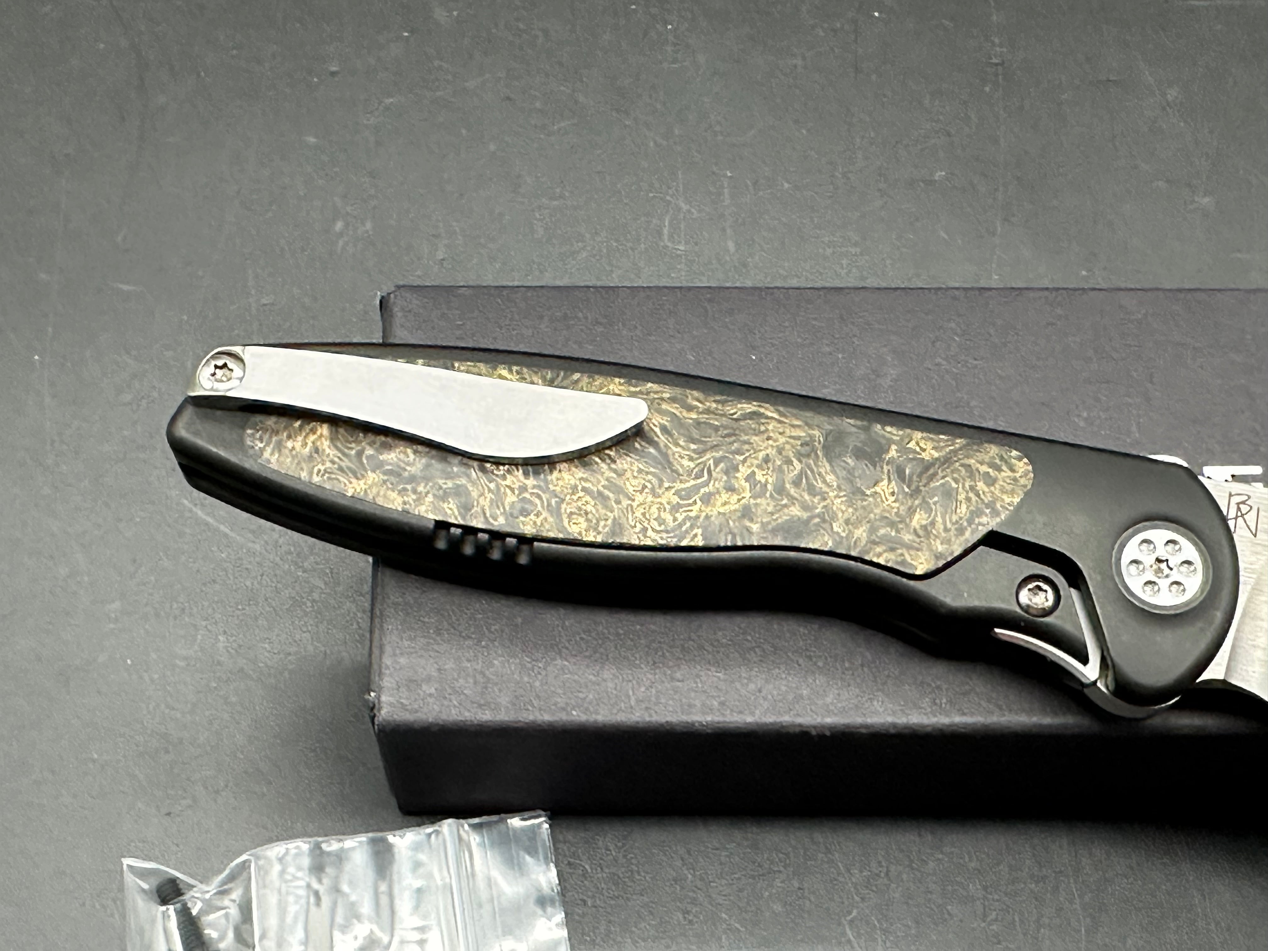Sharp by Design Mini Tempest Gold CF inlays w/M390 blade