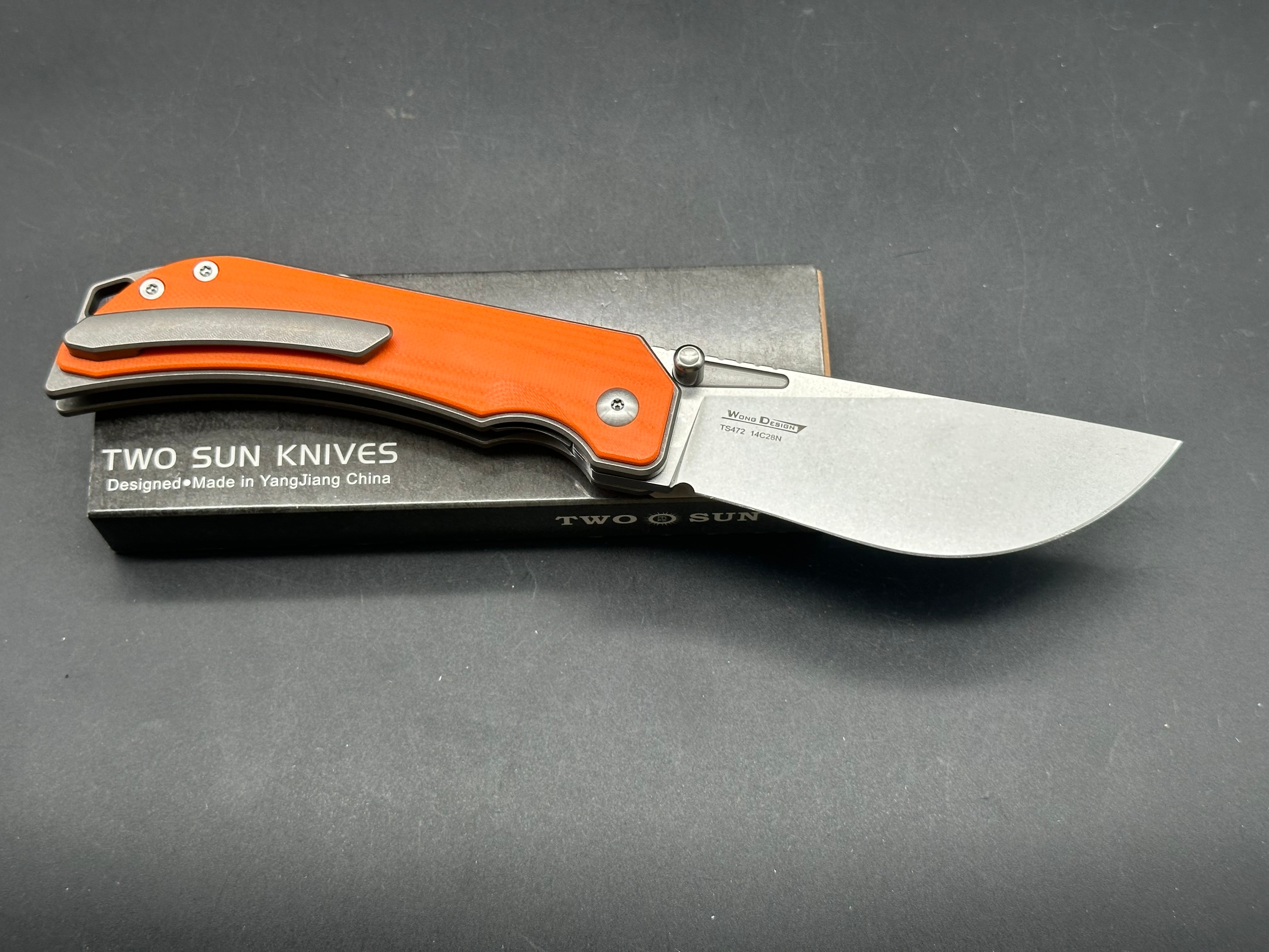 TwoSun TS472 Wong design, liner lock, titanium and orange G10 scales, 14c28n blade