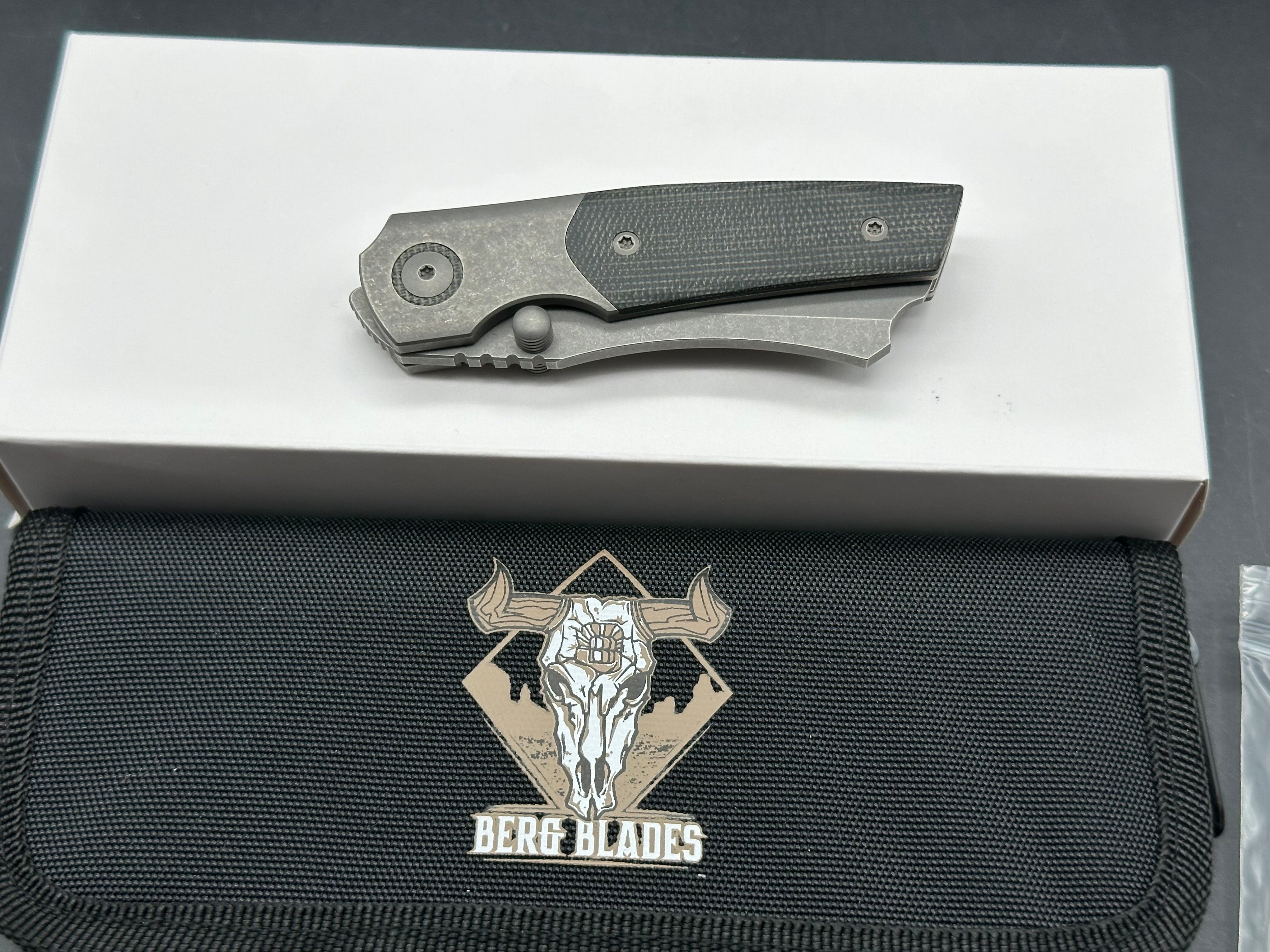 Berg Blades Mini Barber #15/110, Dark Blasted and Tumbled Hollow Ground M390 Blade, Dark Blasted and Tumbled Titanium Handles with Black Micarta