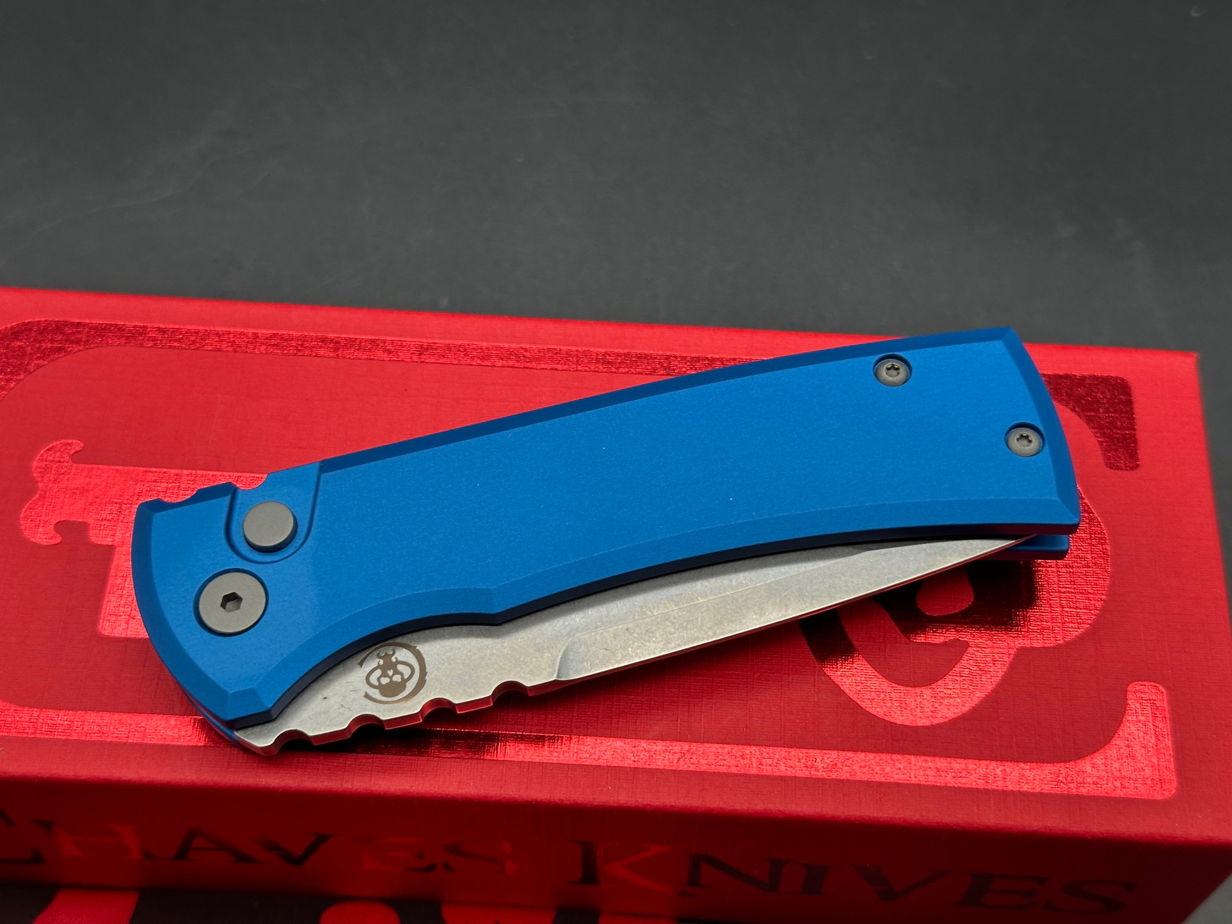 CHAVES KNIVES PRO-TECH AUTOMATIC REDENCION 229 FOLDING KNIFE BLUE ALUMINUM HANDLE S35VN TANTO BLADE