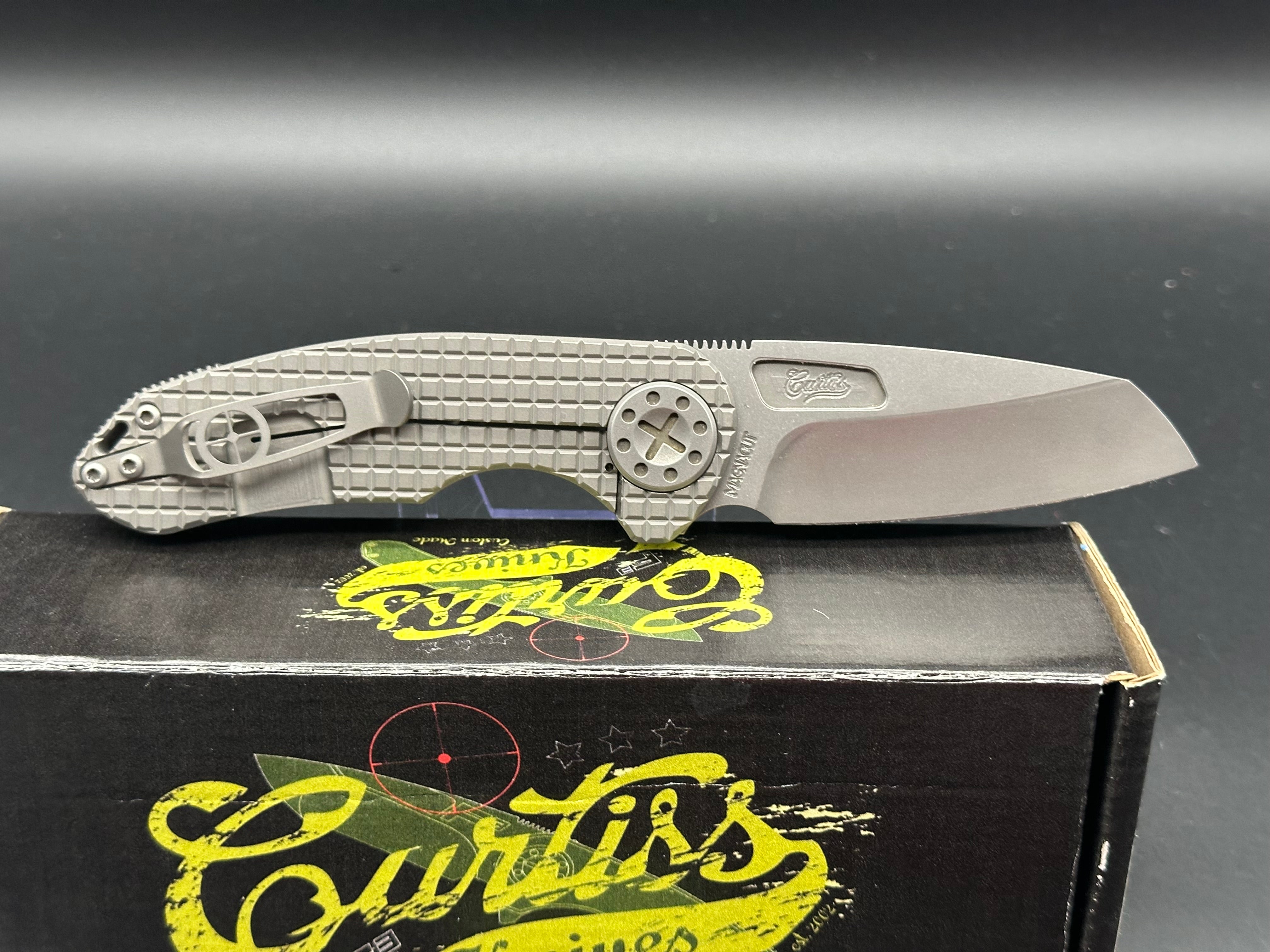 Curtis F3 Medium Wharny non flipper frag stonewash magnacut