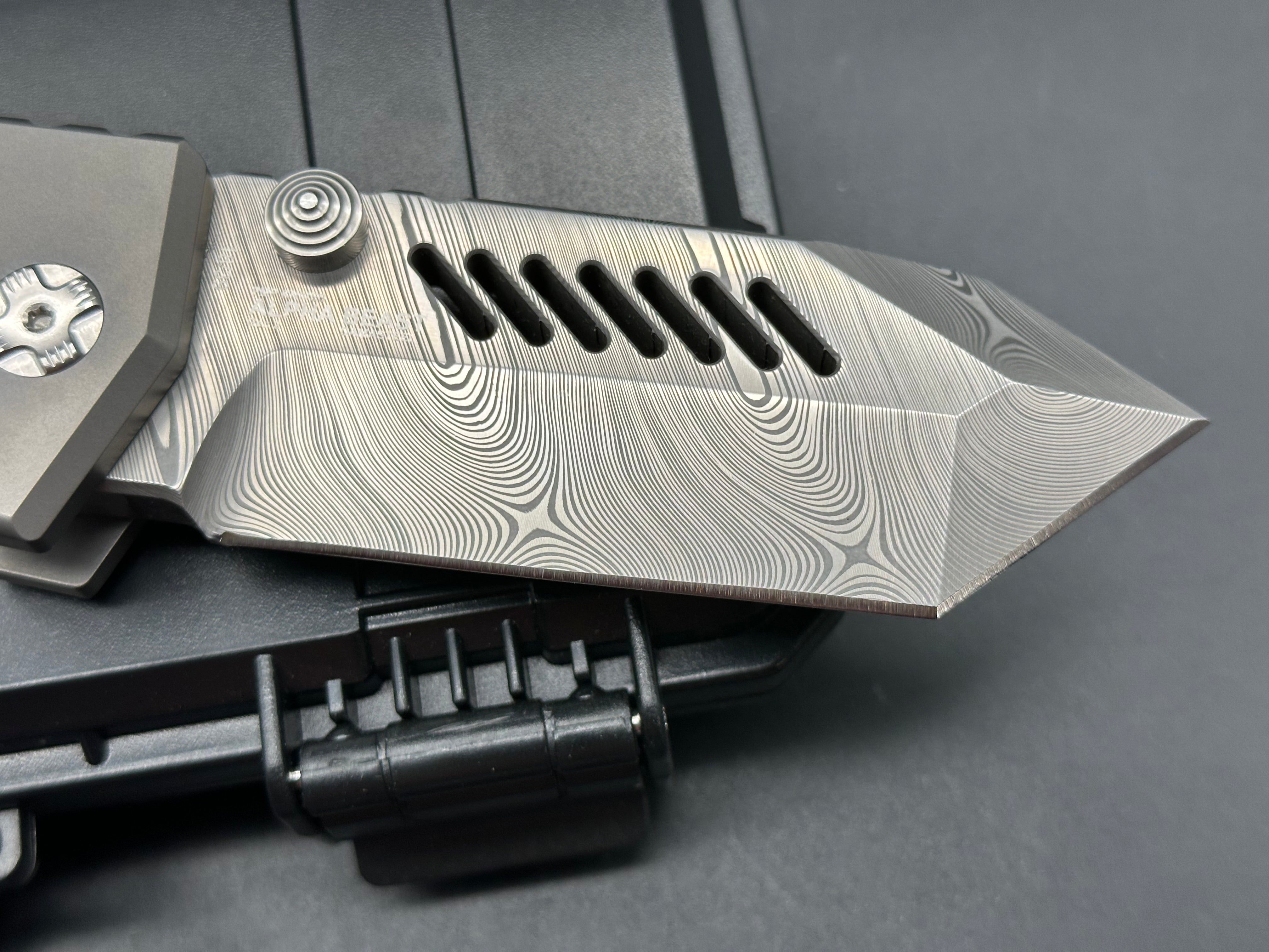 PMP Knives - Alpha Beast (Limited Edition)/Grey Ti Handle + Zircuti Pocket Clip/Clip Point Tanto/Damasteel