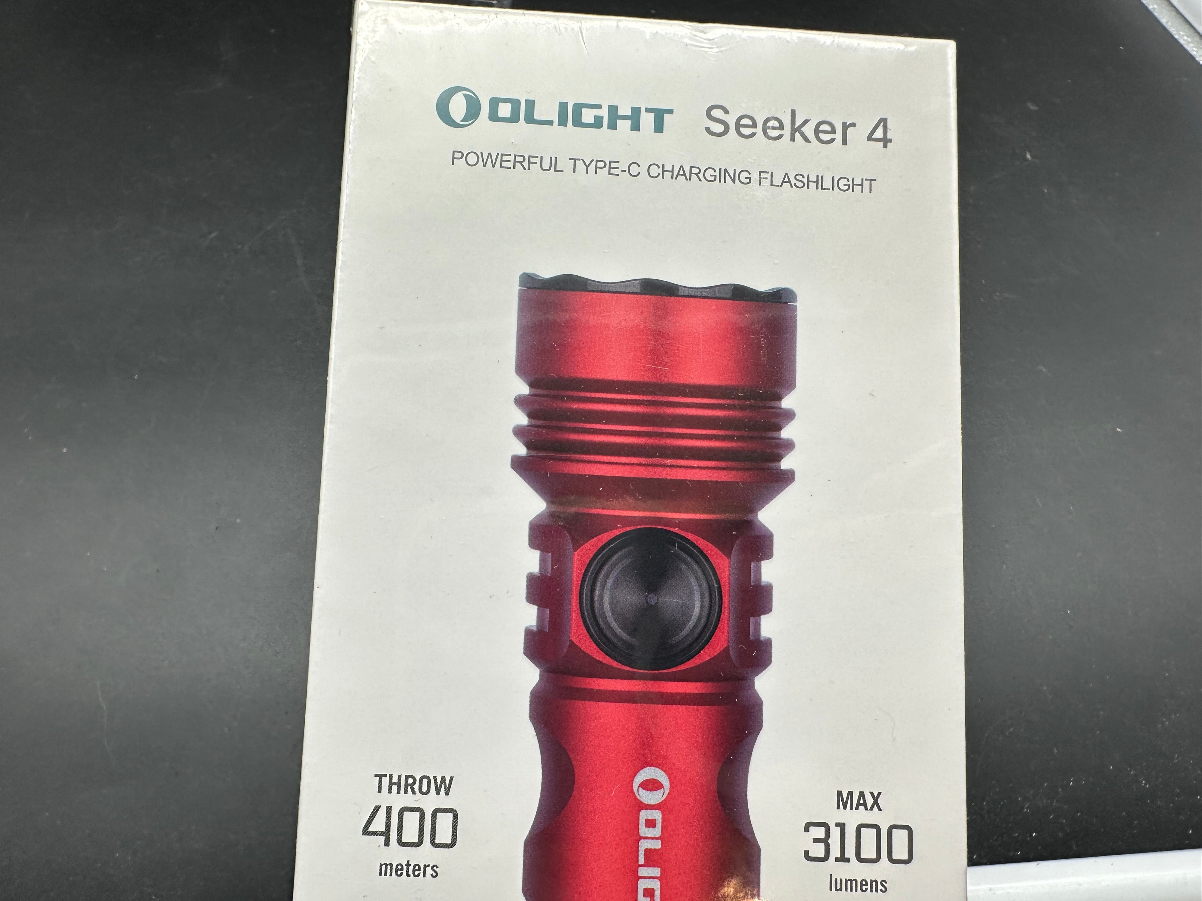 Olight Seeker 4 red aluminum 3100 lumens (Sealed in box)