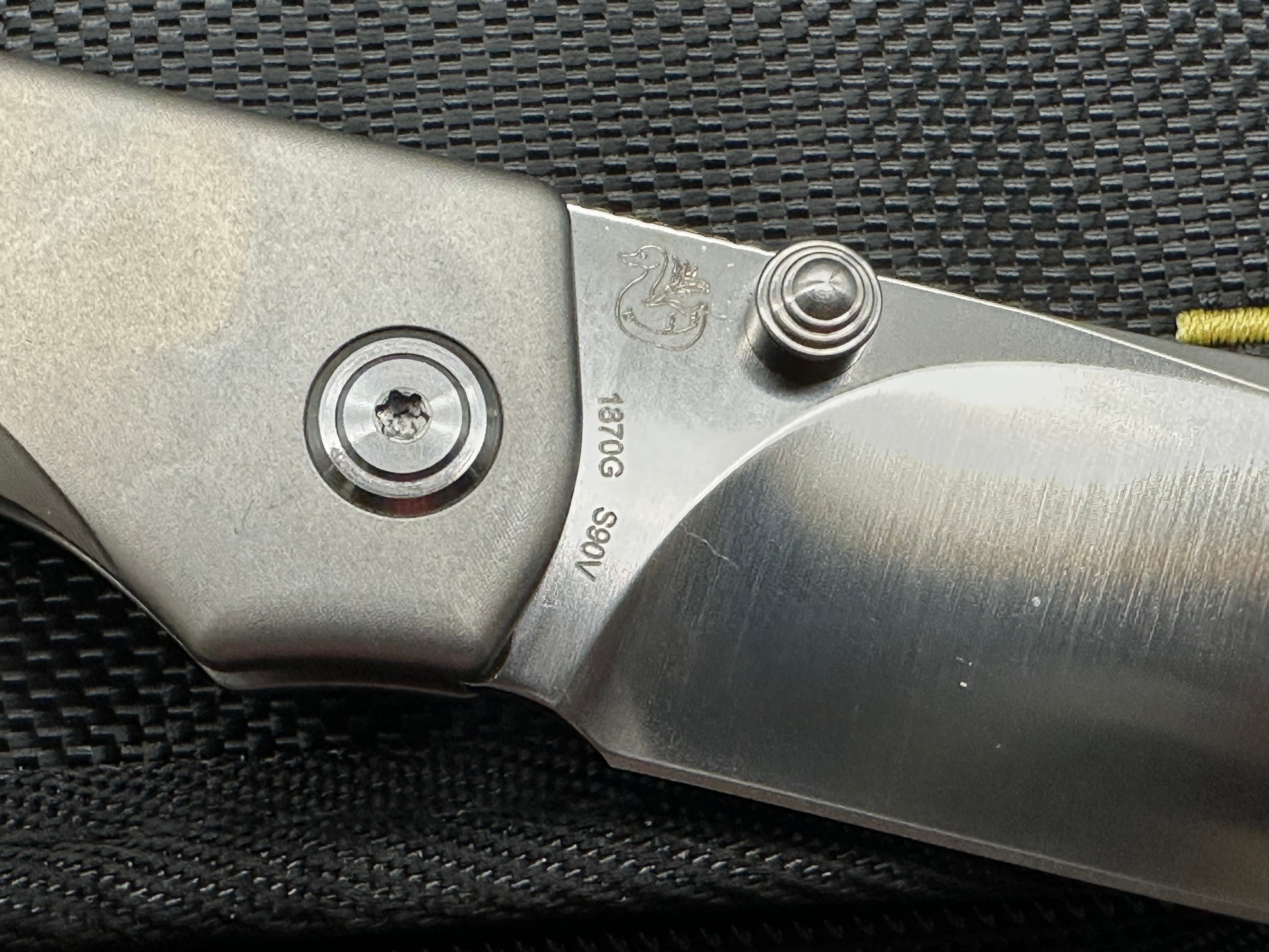 ARTISAN CUTLERY WIZARD (THE SORCERER) titanium/Arctic Storm inlays w/S90V blade