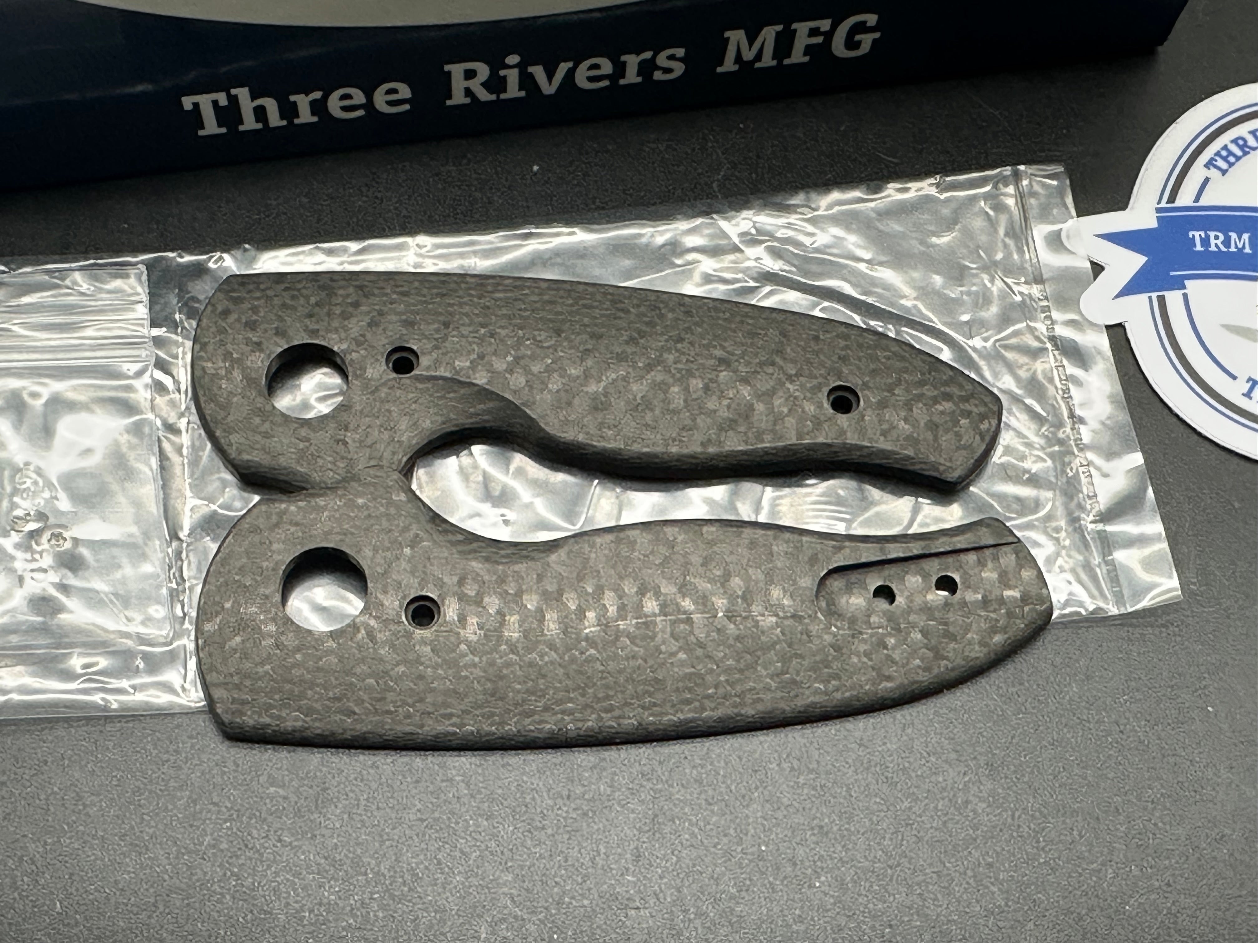 TRM Nerd Titanium, Stonewash 20CV + CF scales