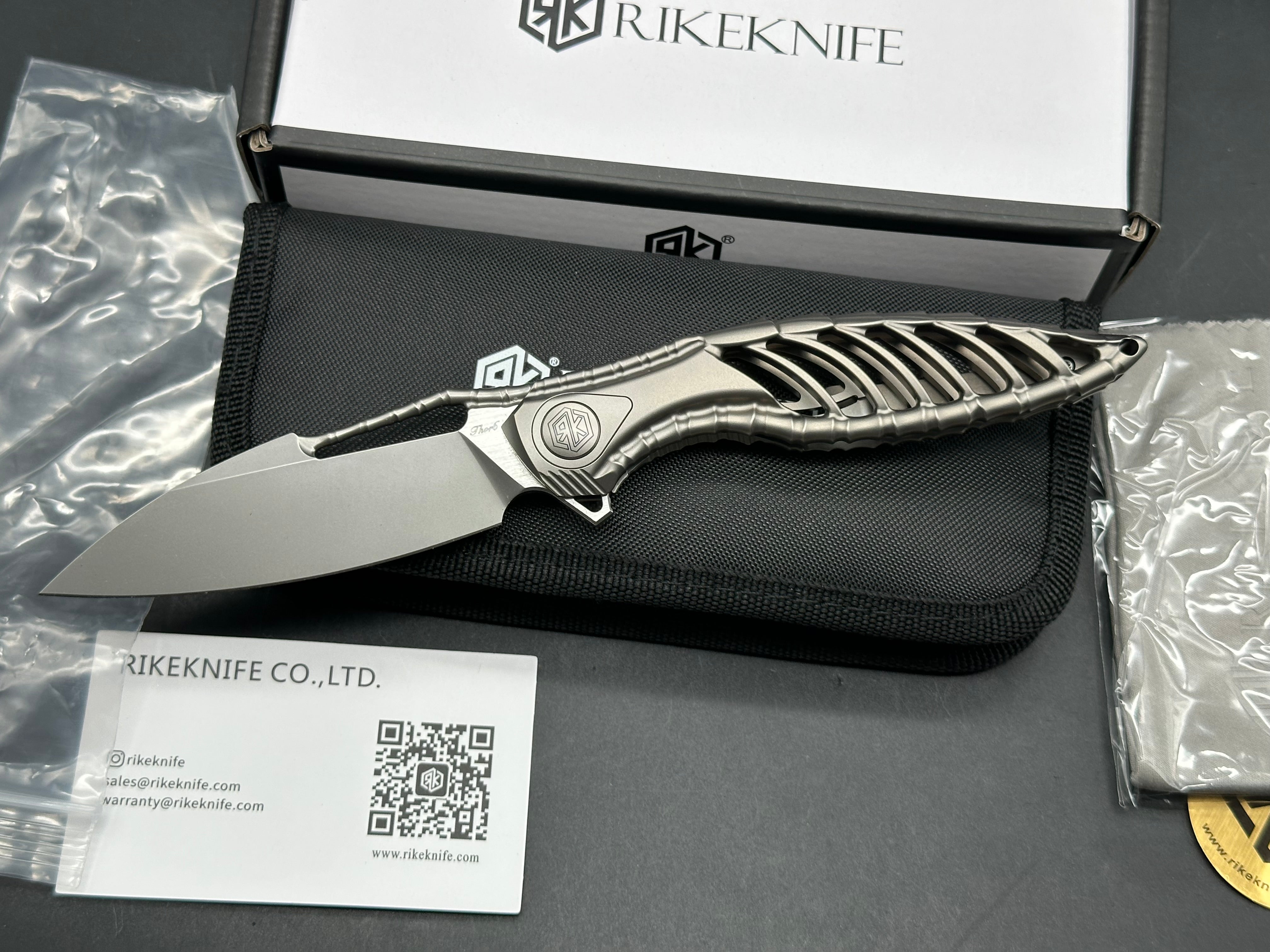 RIKE KNIFE THOR 6 M DG FOLDING KNIFE TITANIUM HANDLE M390 PLAIN EDGE
