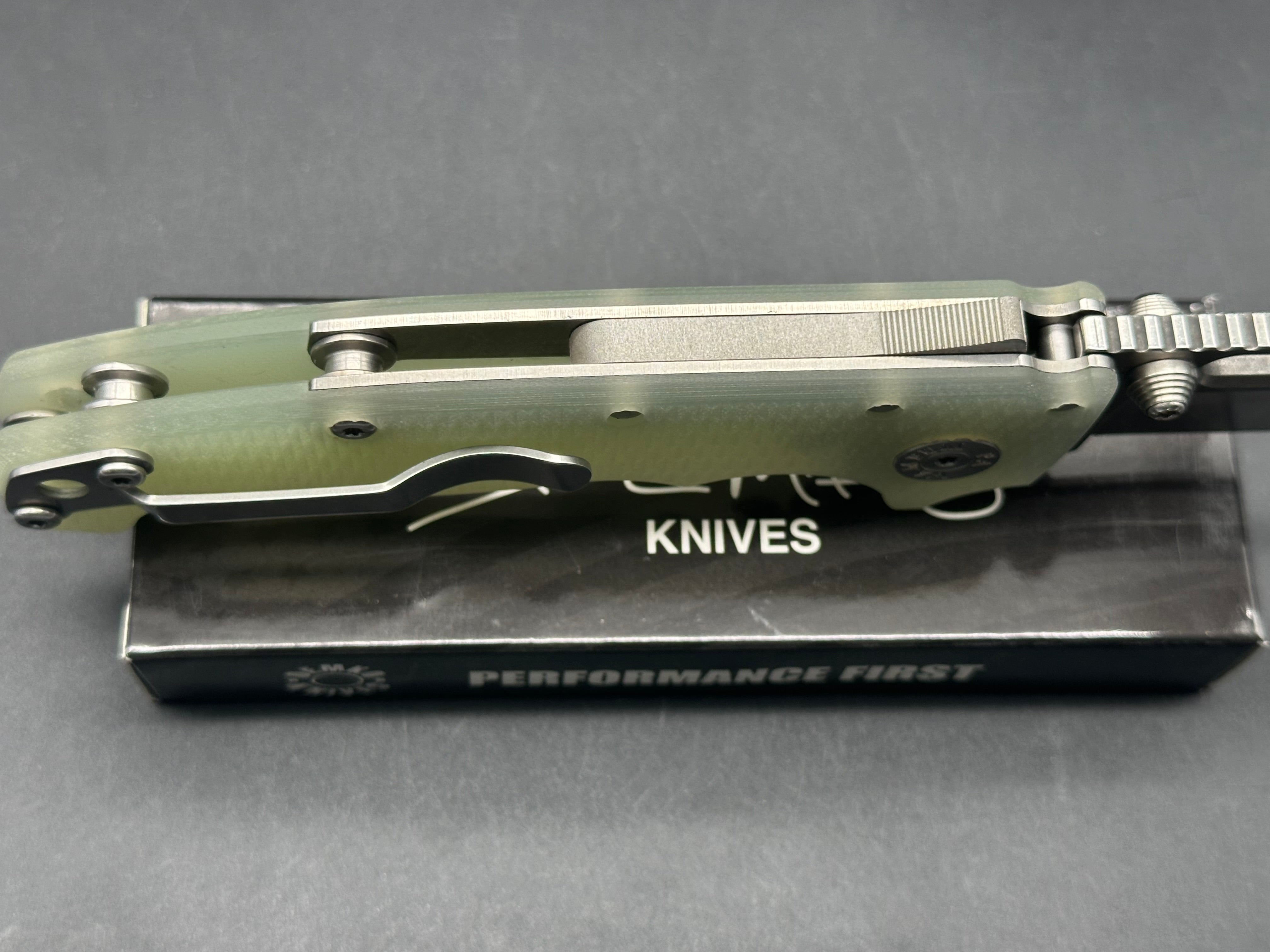 Demko ADMG20NATG10-KJB Natural G10 20CV blade