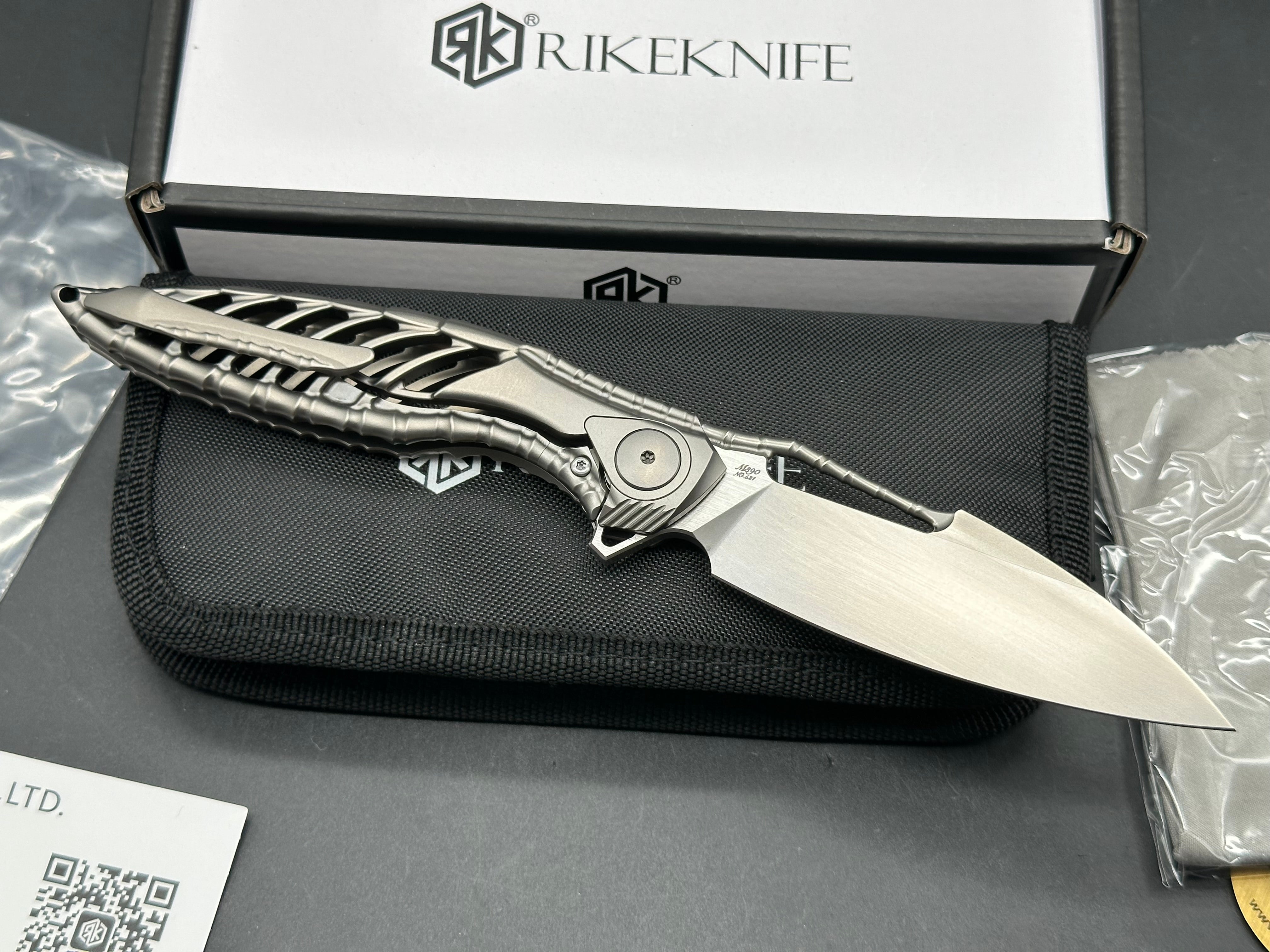 RIKE KNIFE THOR 6 M DG FOLDING KNIFE TITANIUM HANDLE M390 PLAIN EDGE