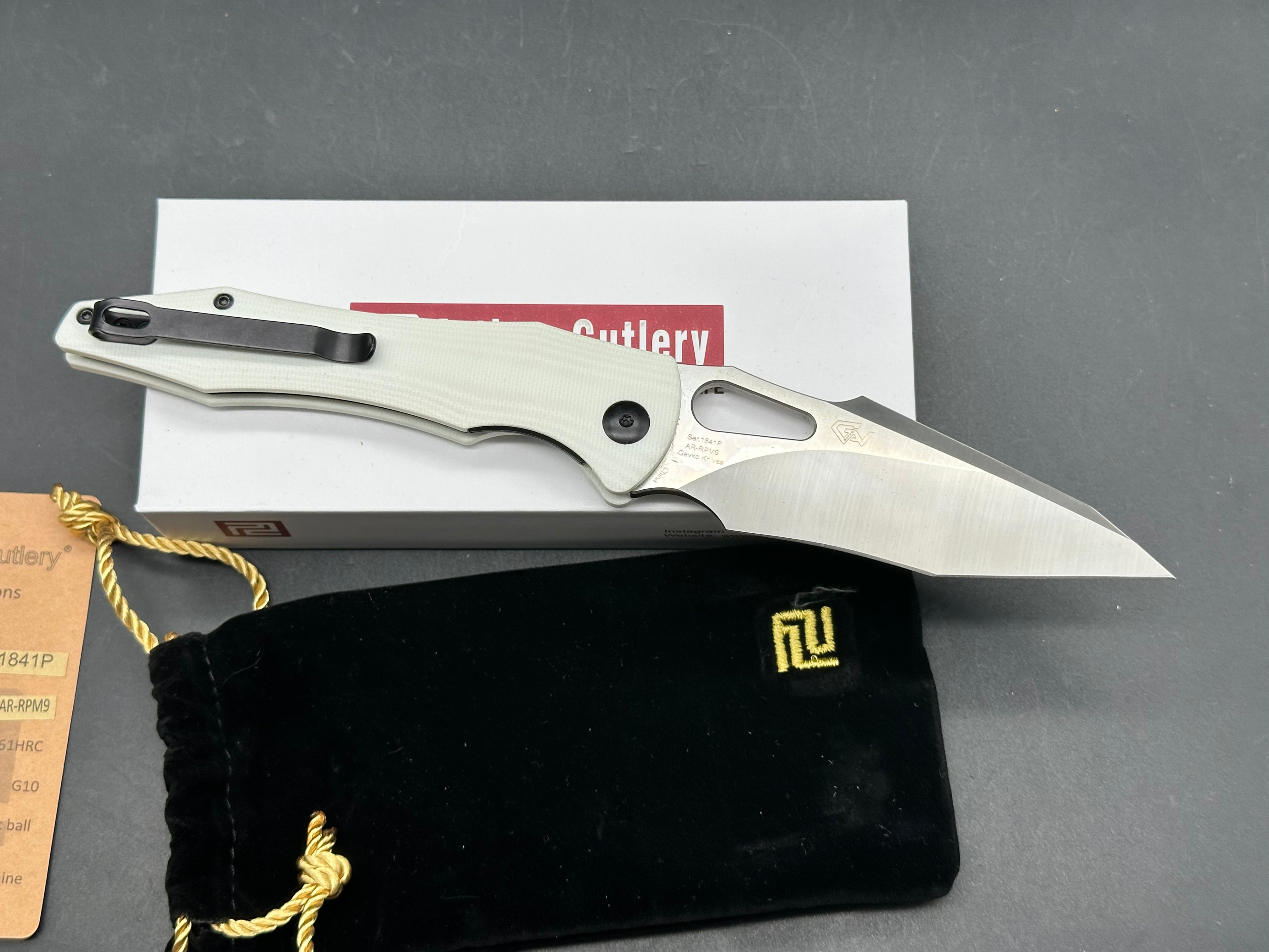 ARTISAN CUTLERY GREAT WHITE (WMK EXCLUSIVE) FOLDING KNIFE WHITE G10 SATIN BLADE