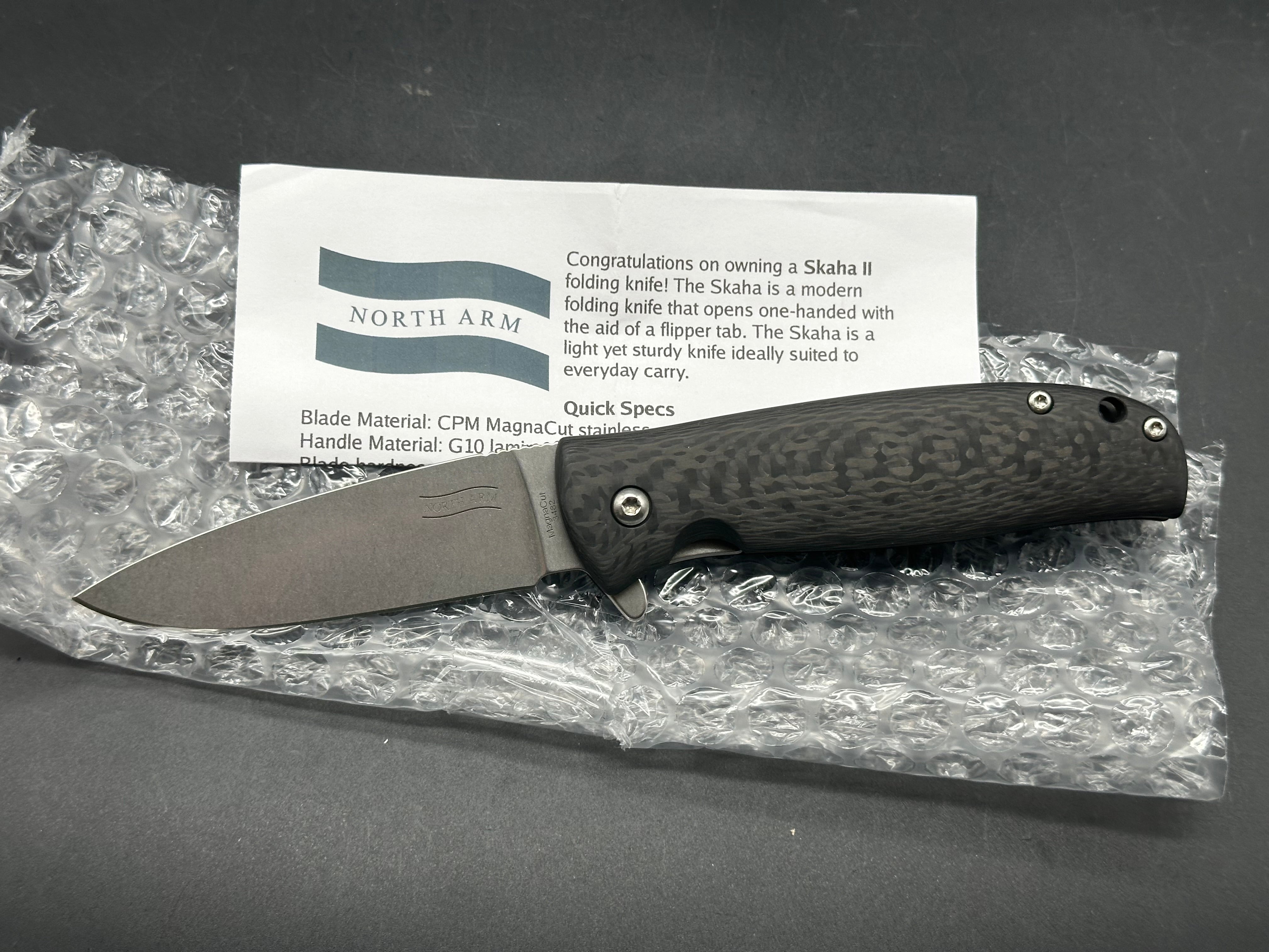 North Arm Skaha II, Polished stonewash blade, Carbon Fiber Handle