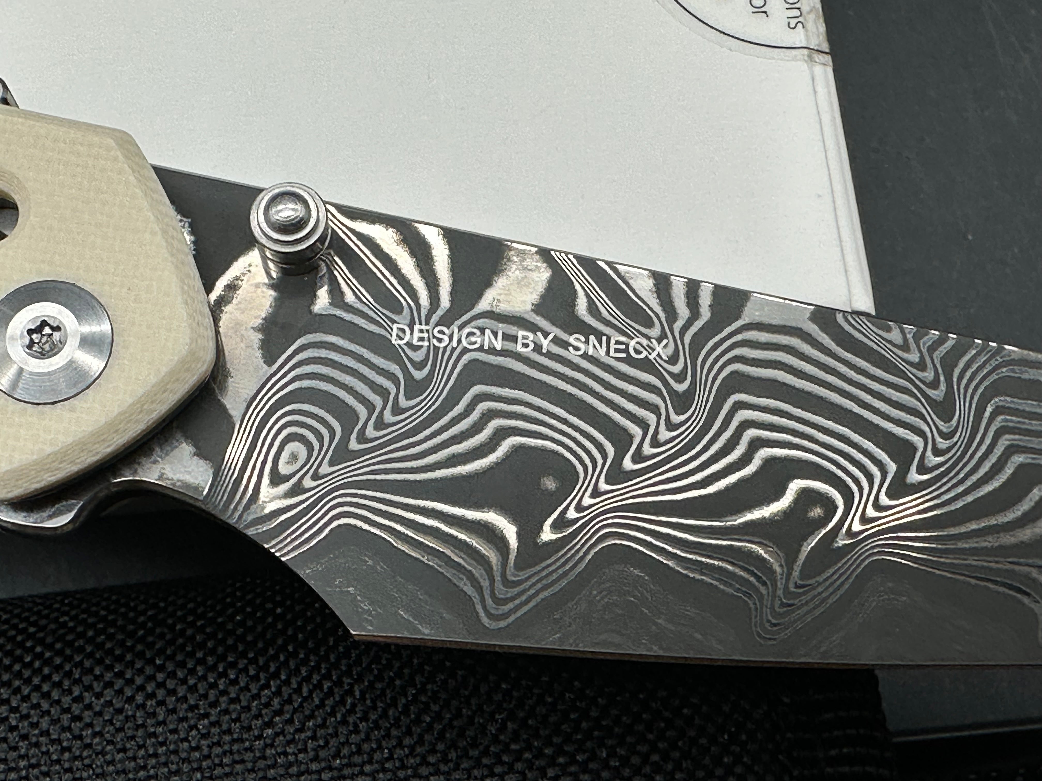 CIVIVI VISION FG FOLDING KNIFE WHITE G10 HANDLE DAMASCUS REVERSE TANTO PLAIN EDGE