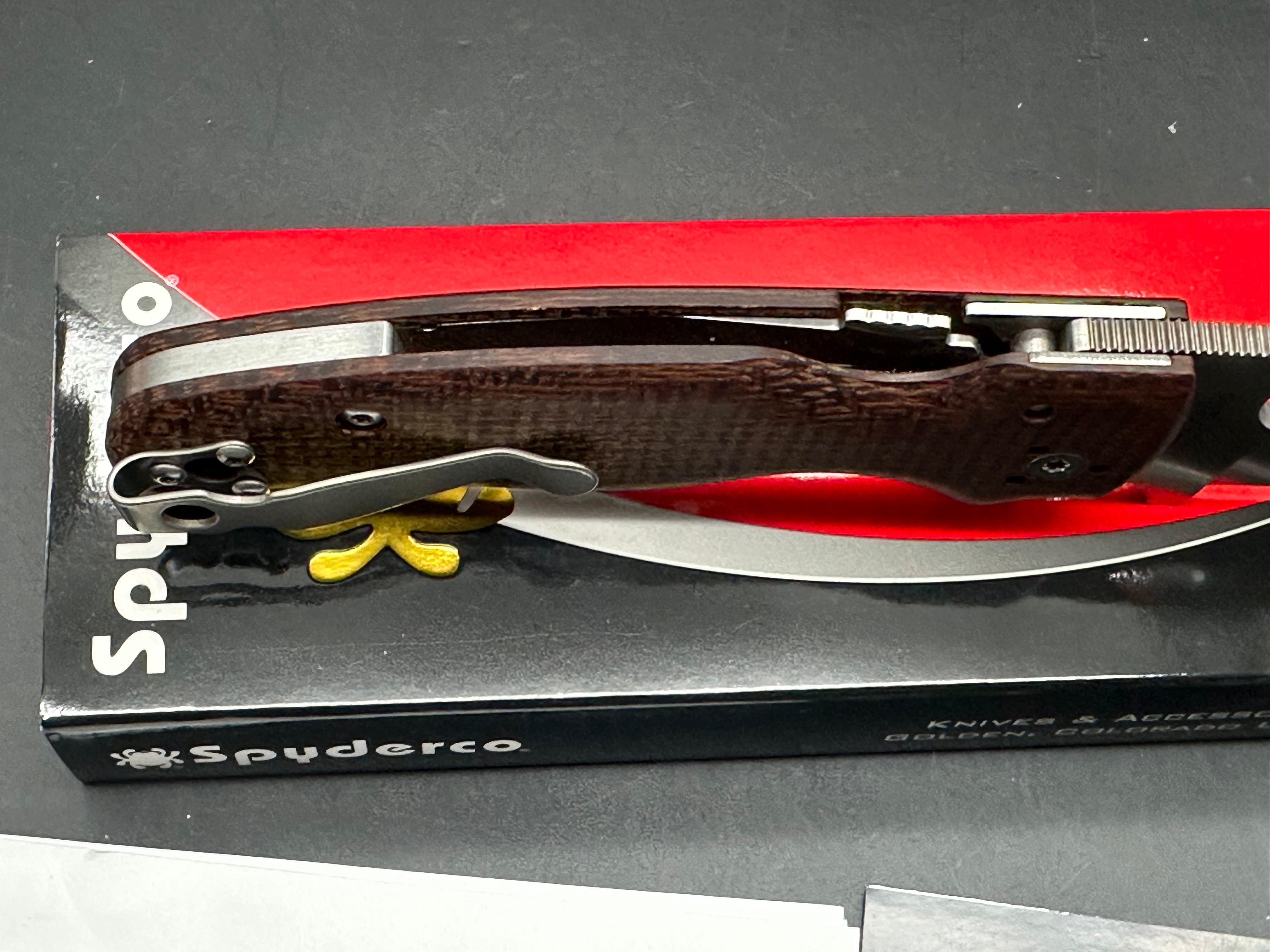 Spyderco Shaman burlap micarta w/S90V blade (Knife Center Exclusive)