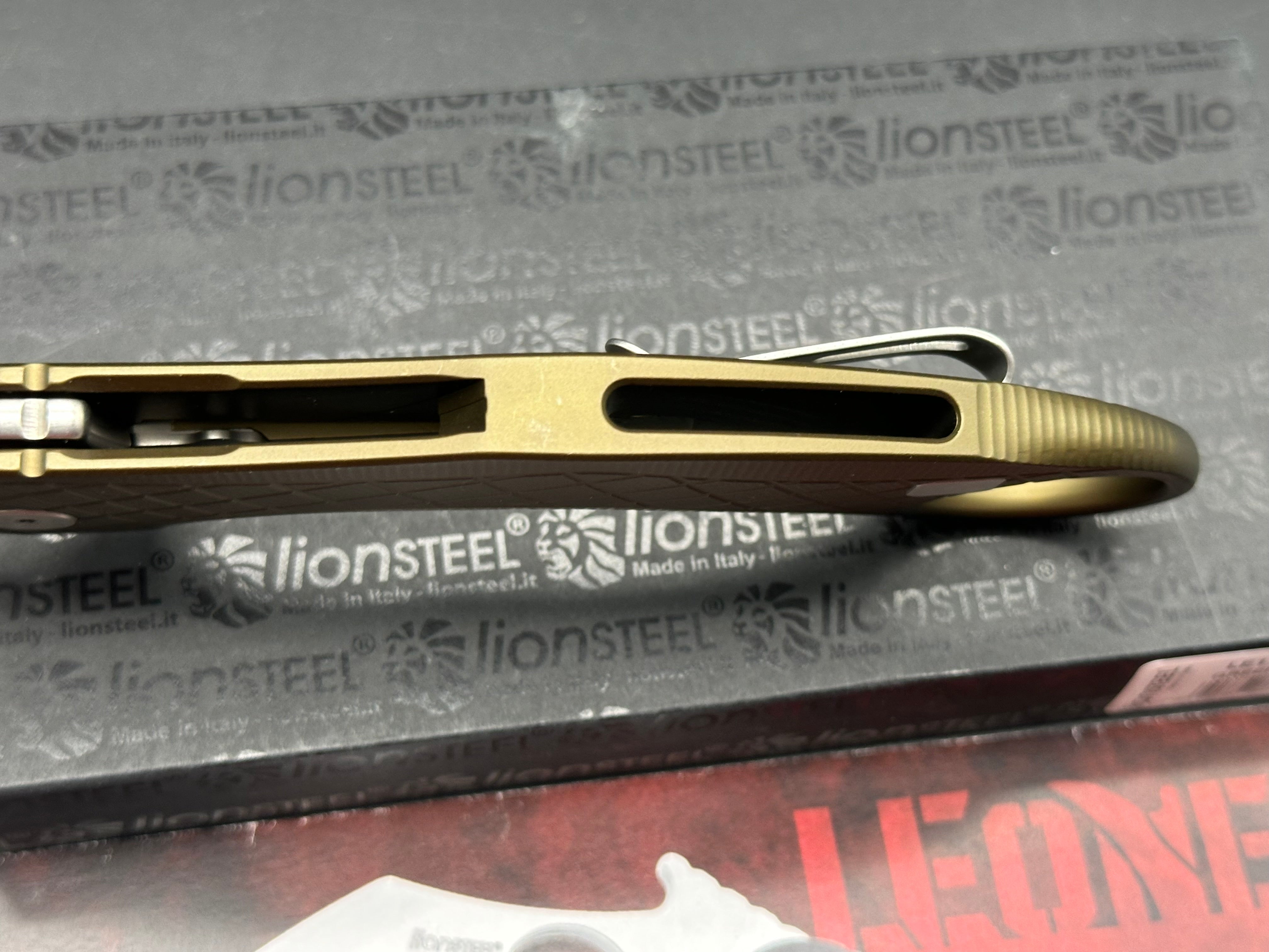 Lionsteel Leone Karambit aluminum handle w/Magnacut blade