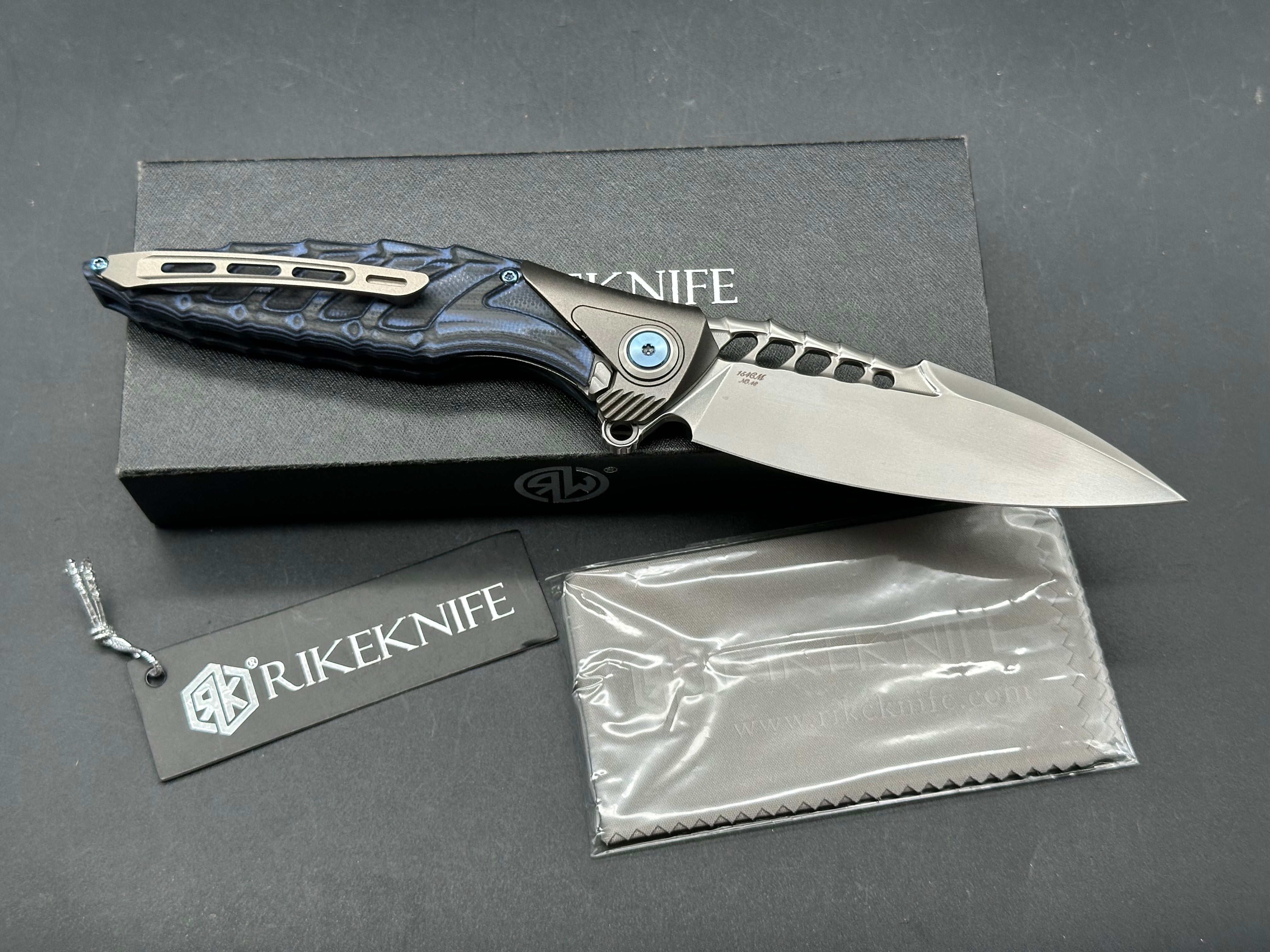 Rike Thor 7 154CM / Ti / Blue & Black G10