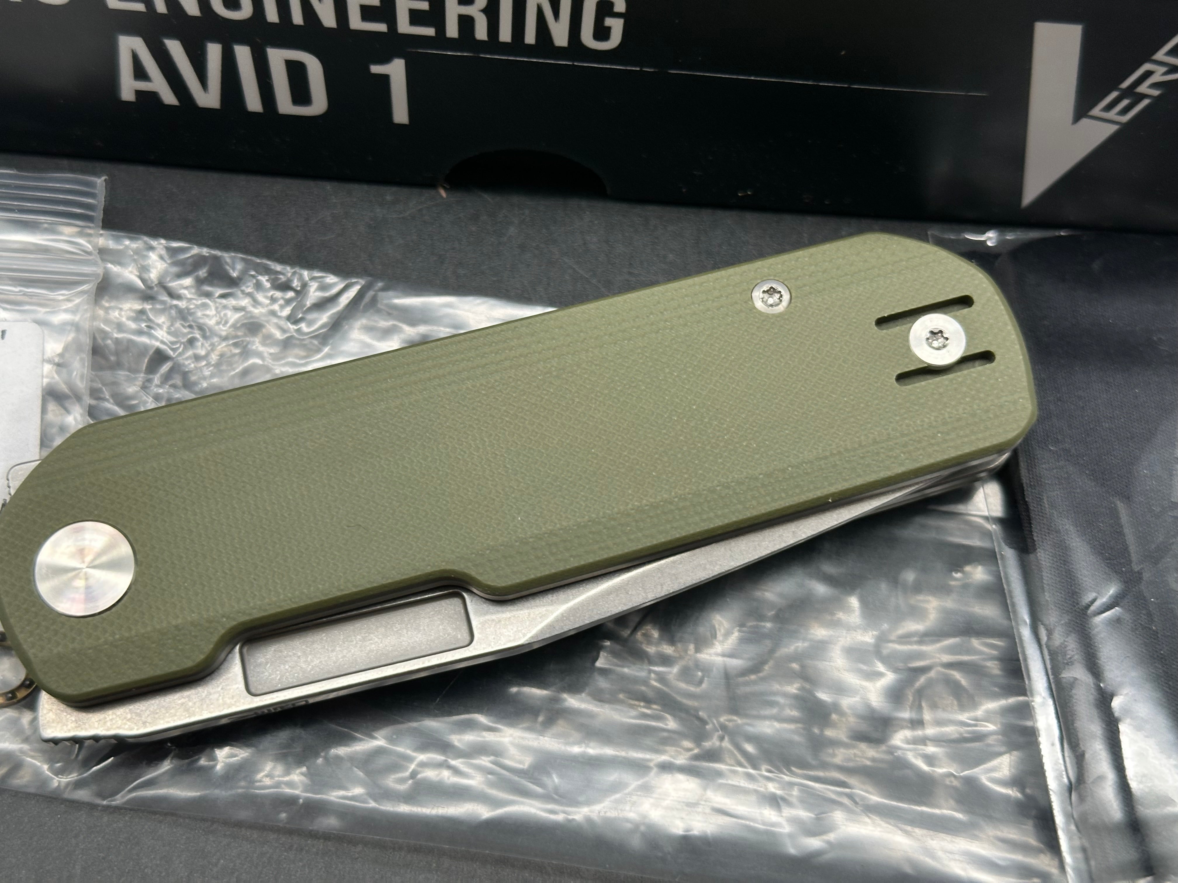 Vero Engineering Avid 1 DLT Exclusive #511 3.25" CPM S45VN Stonewash Blade with OD Green G10 Scales