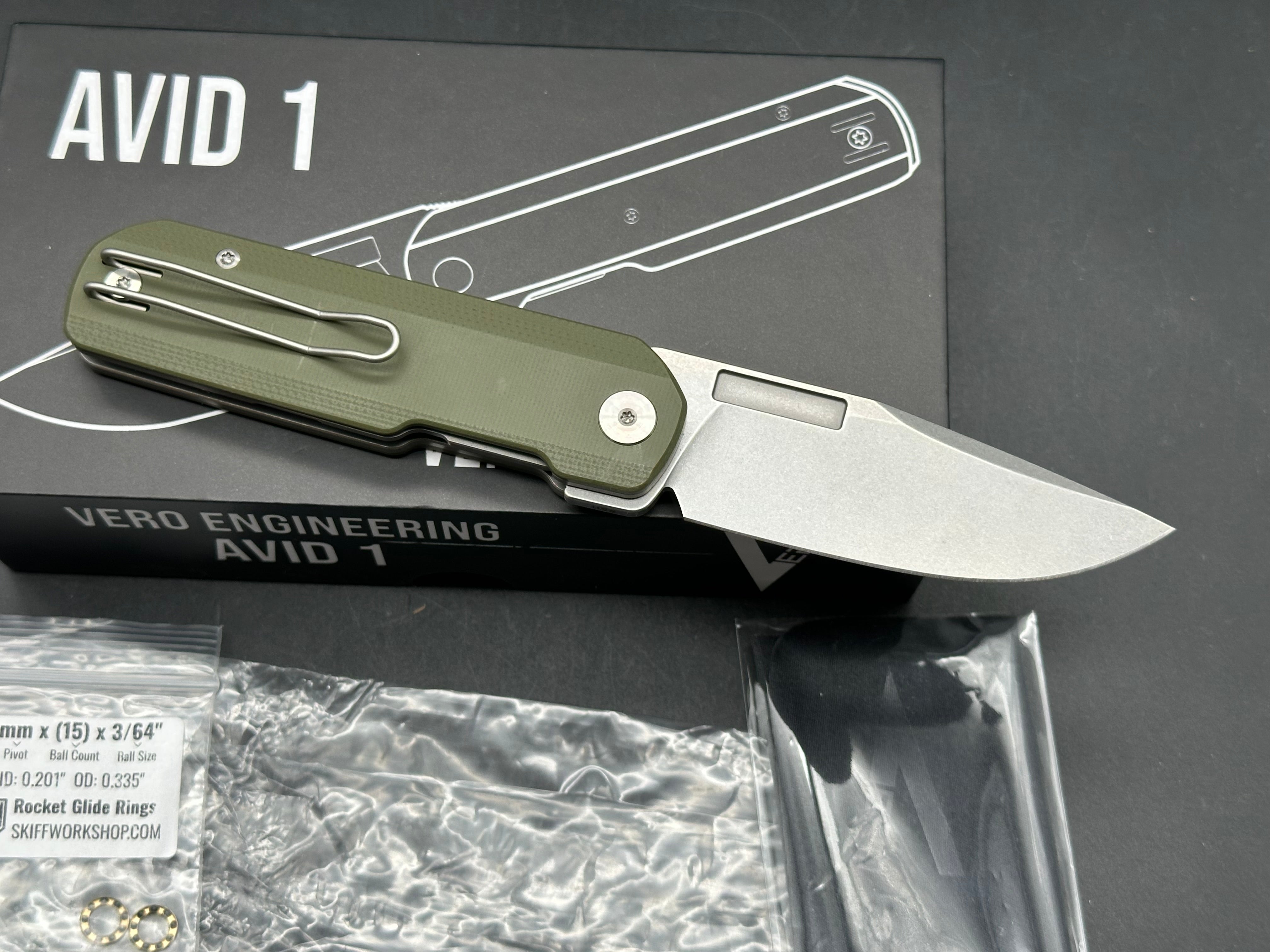 Vero Engineering Avid 1 DLT Exclusive #511 3.25" CPM S45VN Stonewash Blade with OD Green G10 Scales