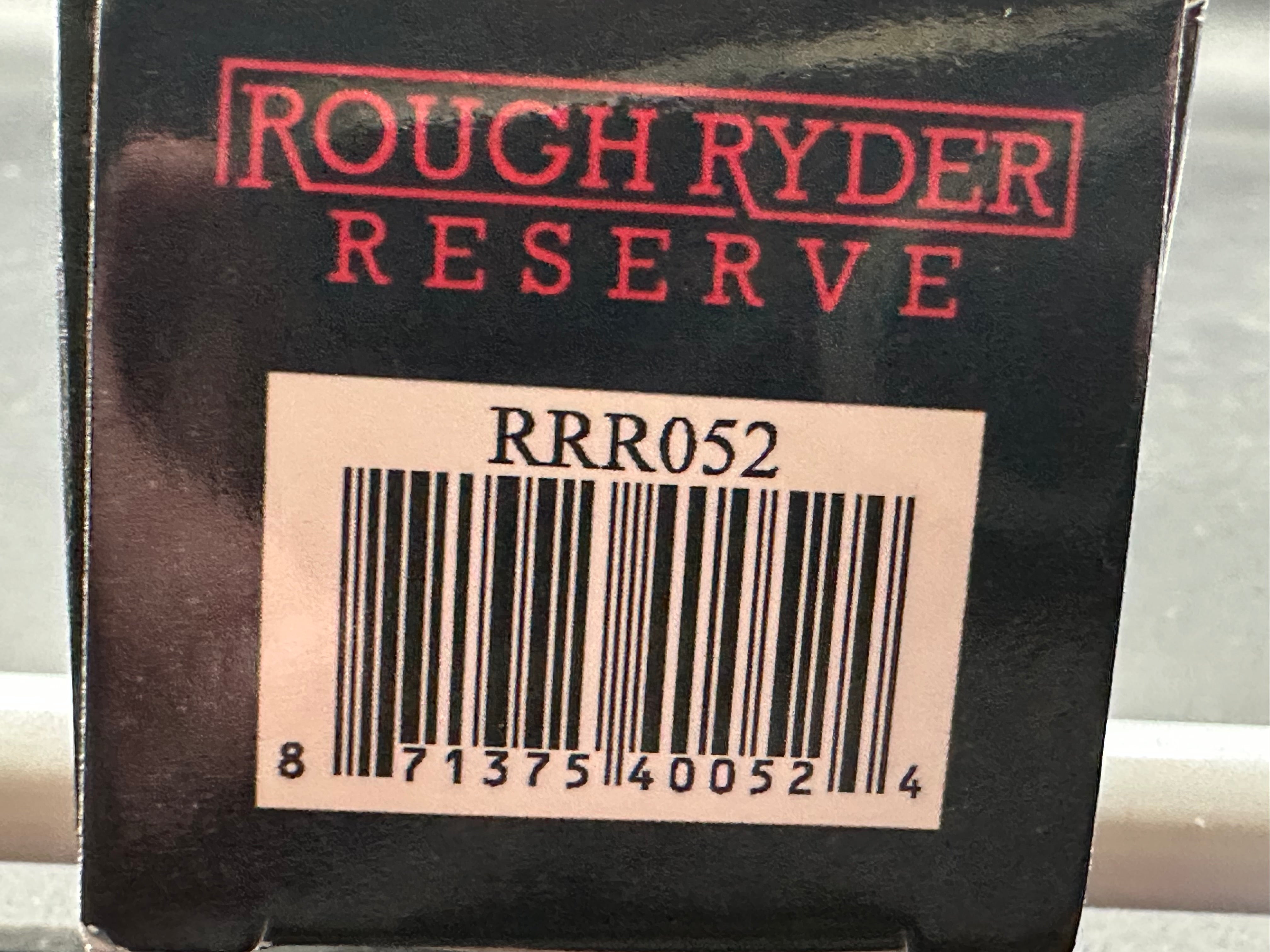 Rough Ryder Reserve Bowtie Fishtail folder in Collectible Tin