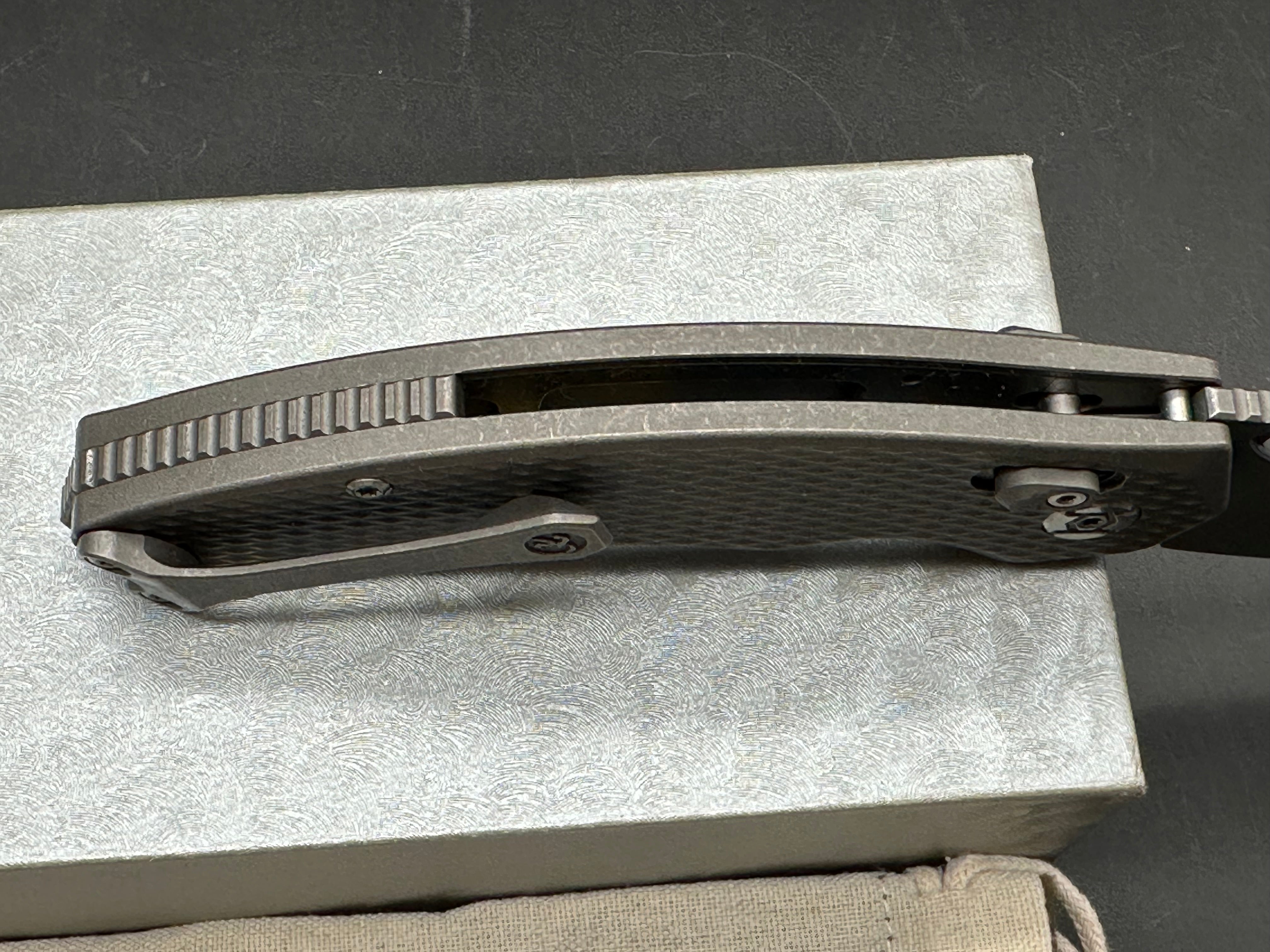 Kunwu X-Padre 3.34" Elmax Stonewash Blade with Stonewash Diamond Textured Titanium Scales