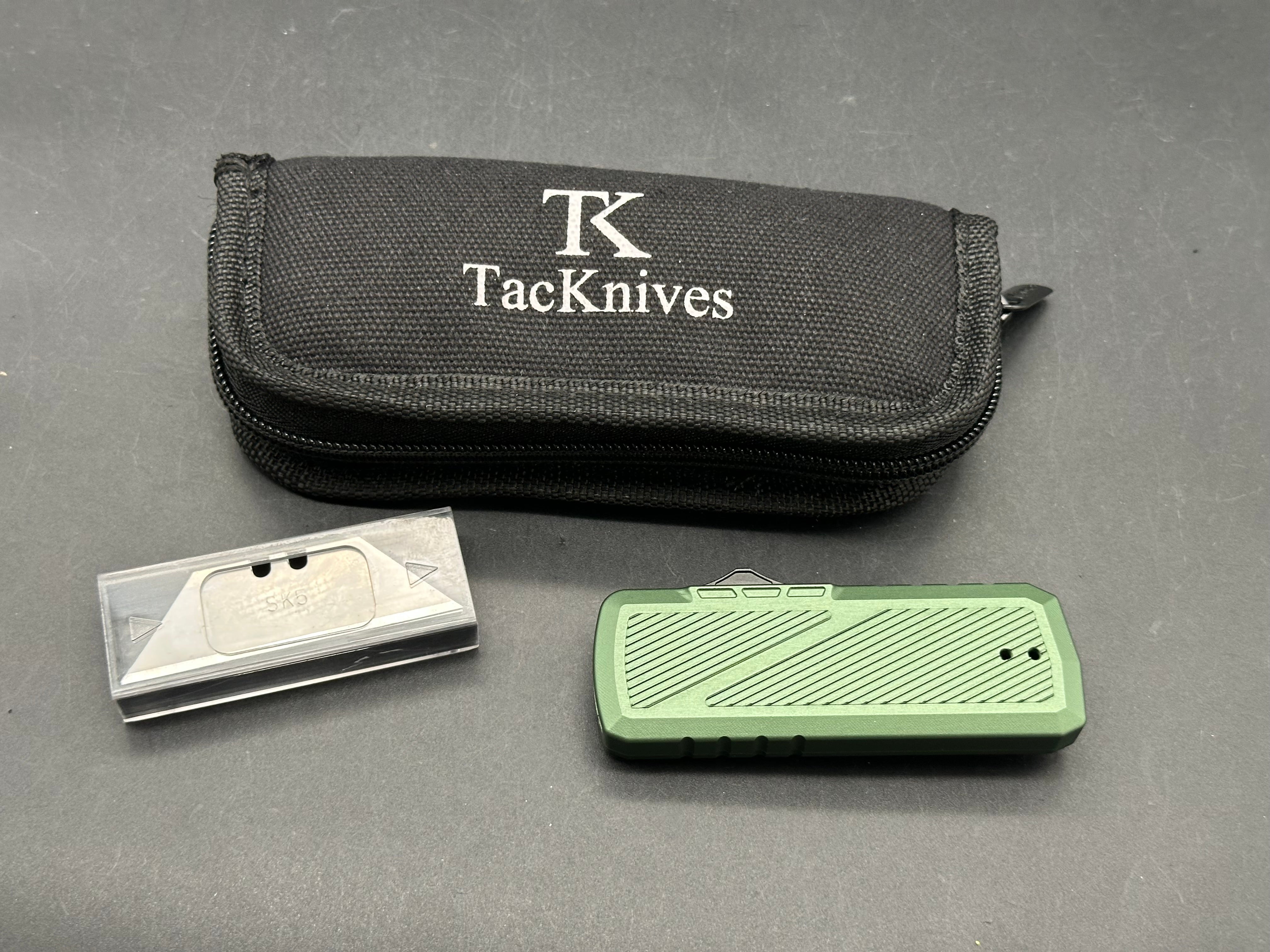 TacKnives – Zipper Green aluminum OTF utility knife
