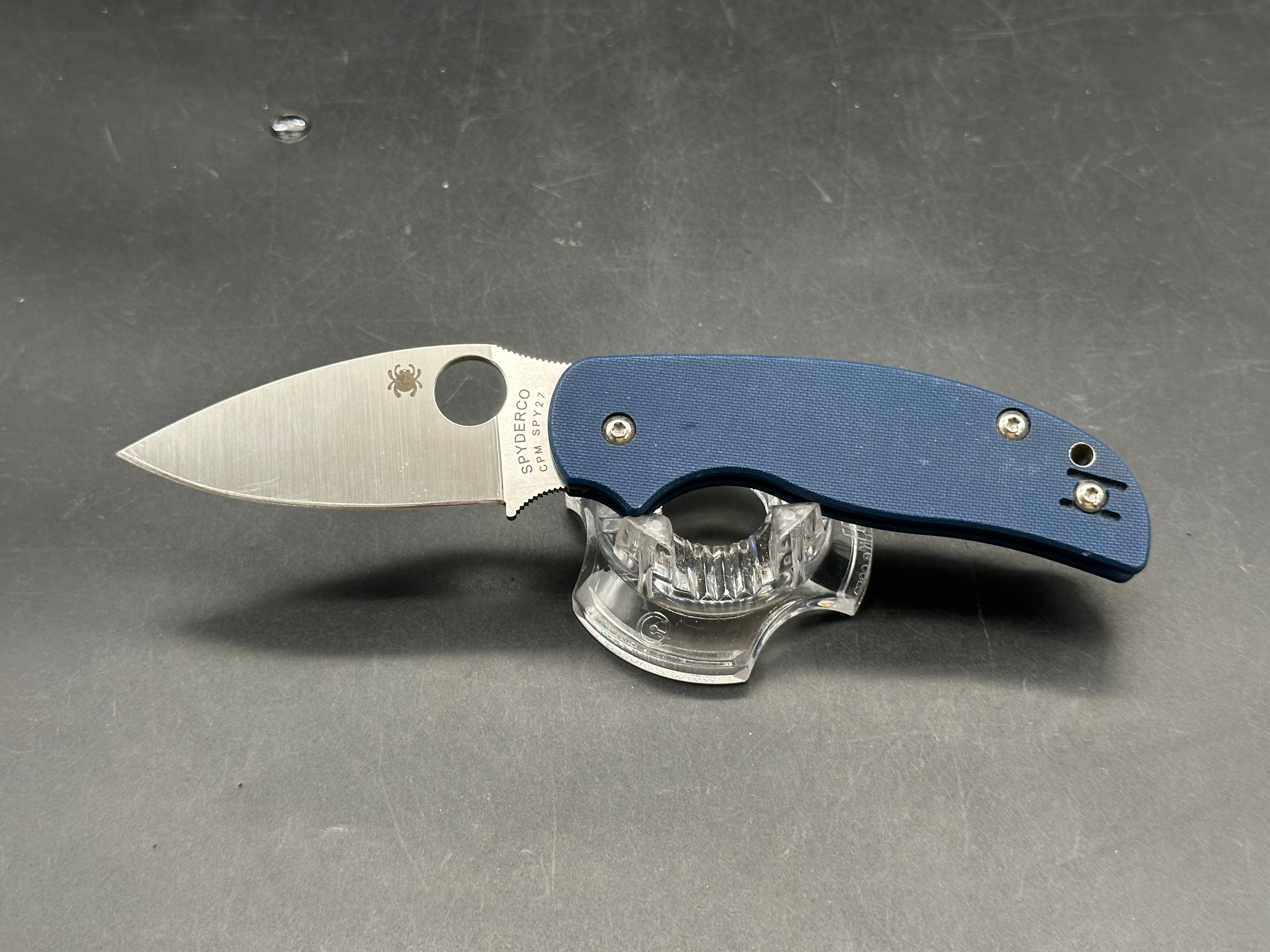 Spyderco Sage 5 Spy27 Blue G10 scales