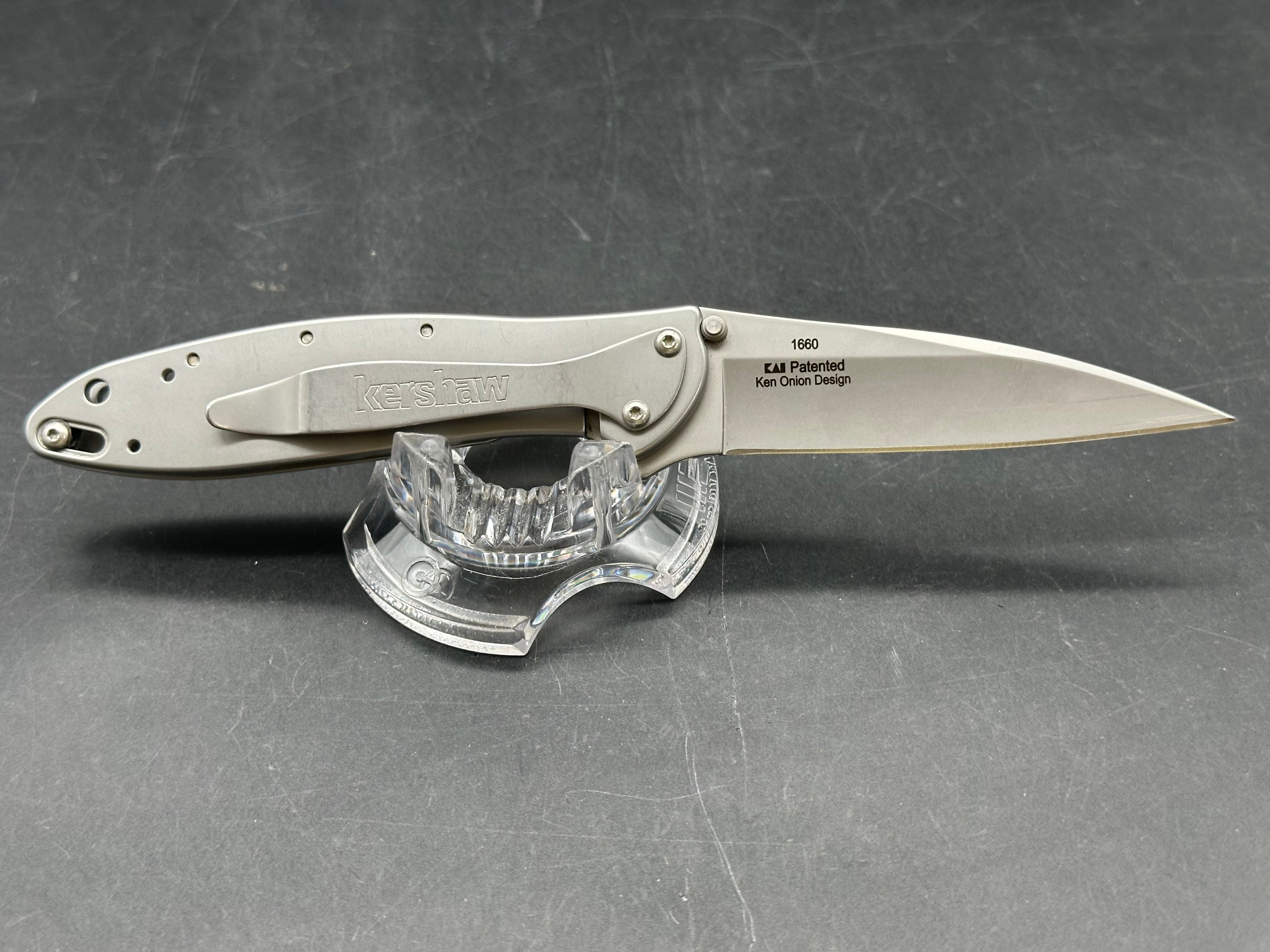 Kershaw Leek Assisted framelock - 14C28N